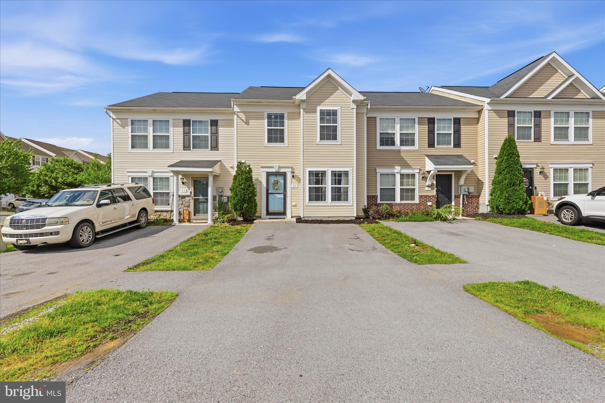 MANOR PARK - Residential