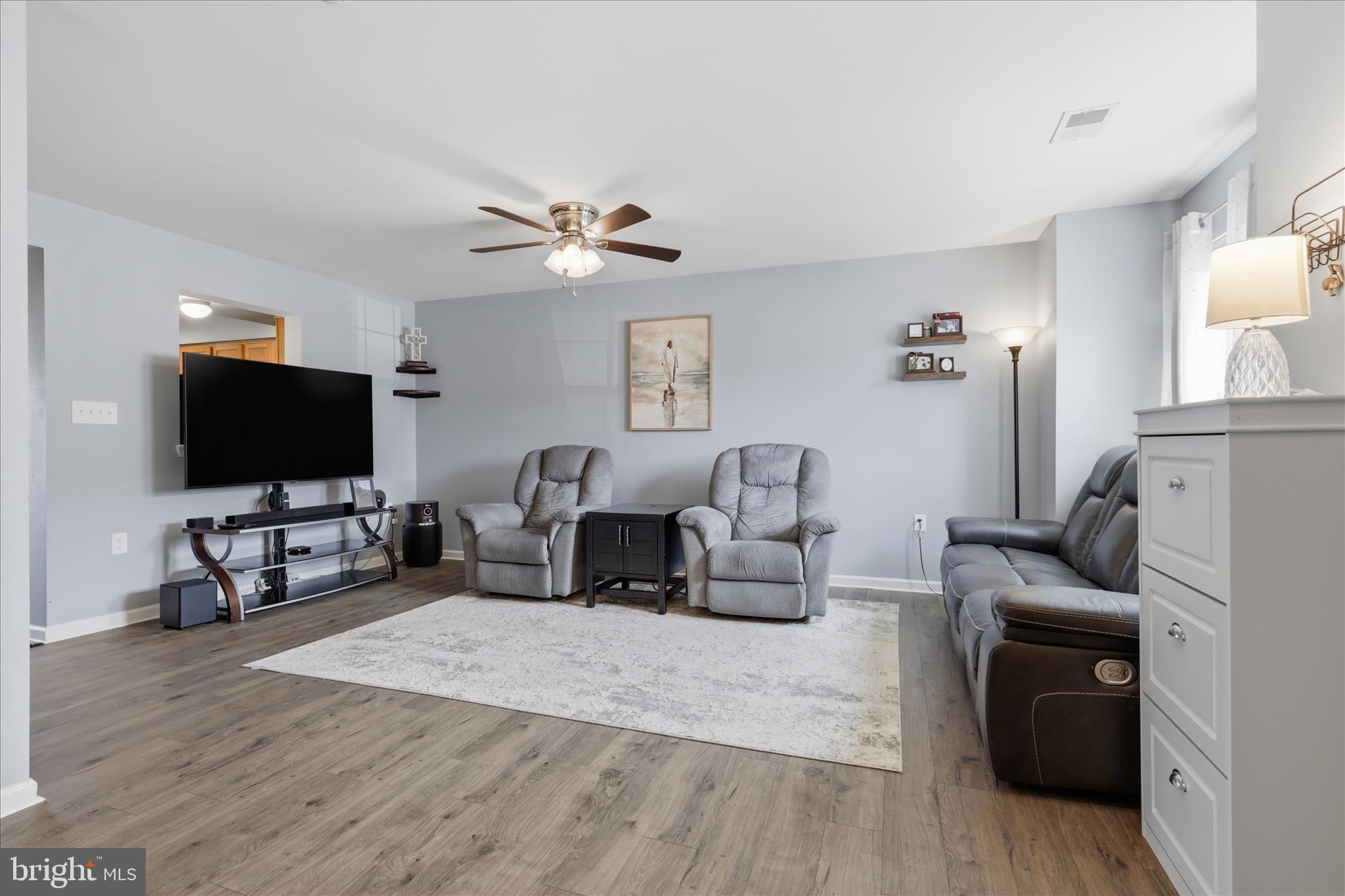 MANOR PARK - Residential