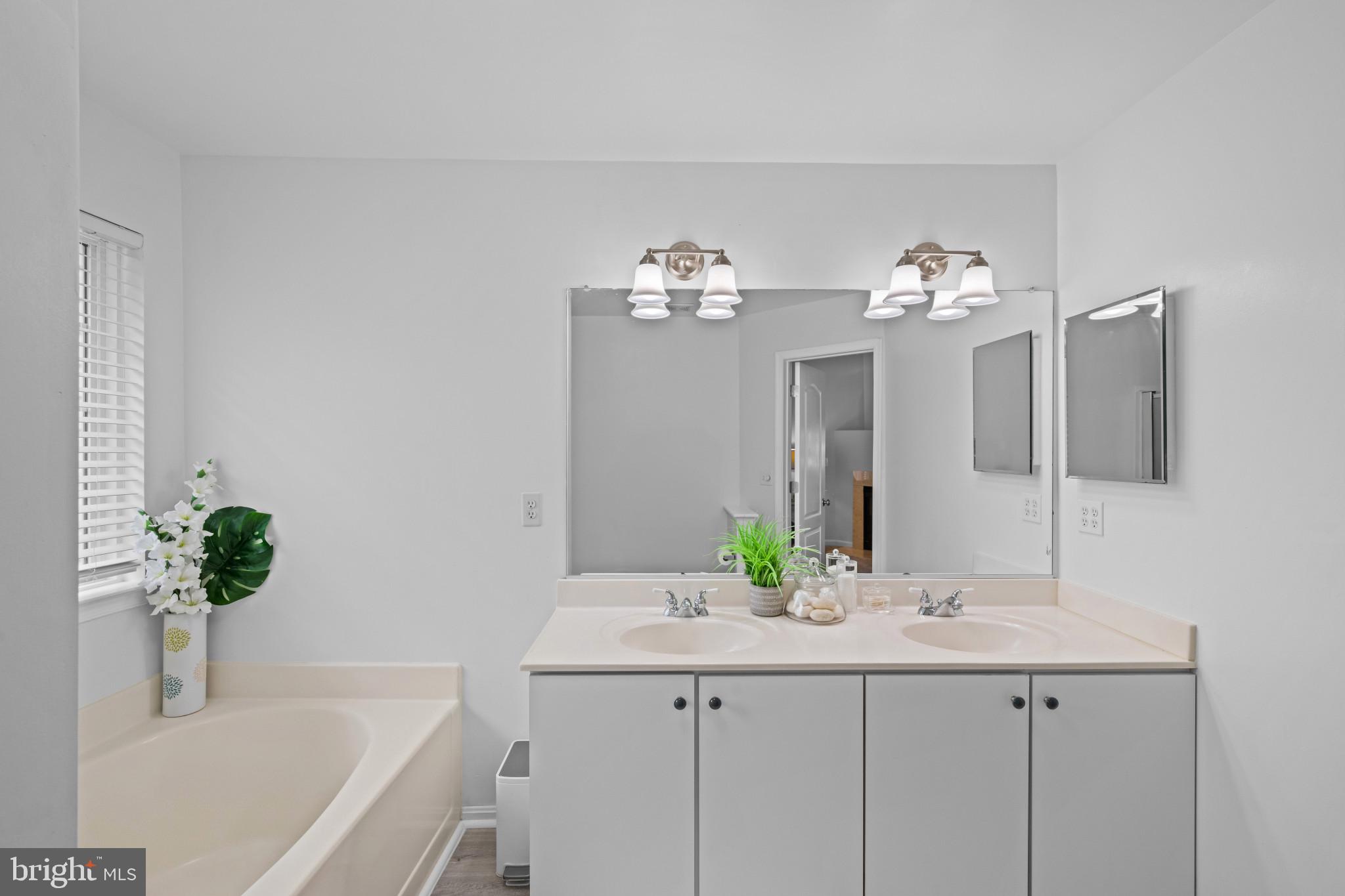 CHERRY CROFT - Residential