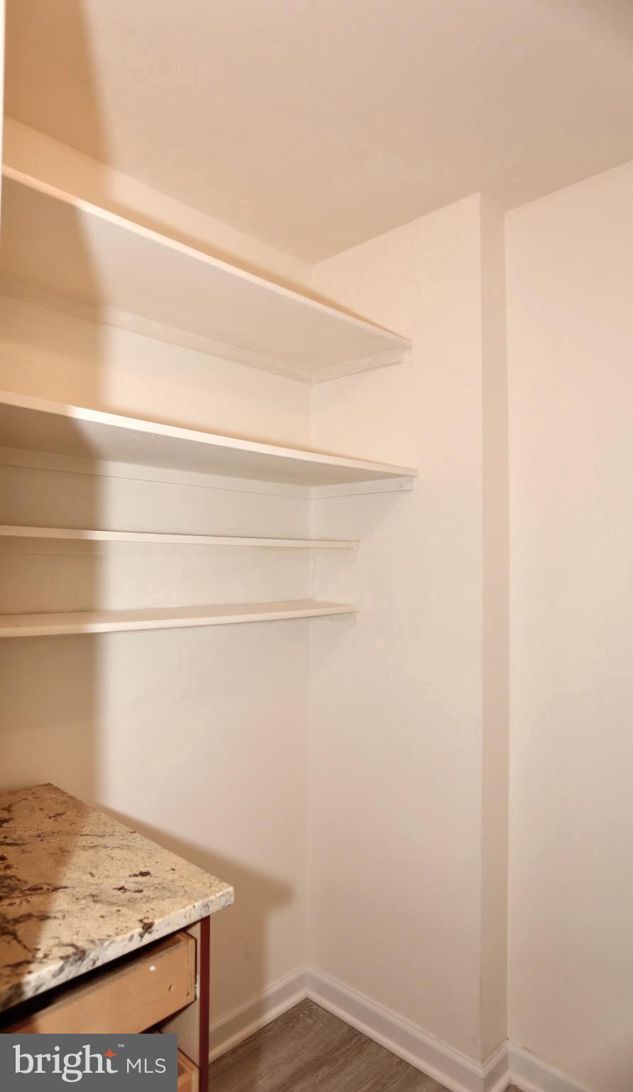 ROTONDA - Residential Lease