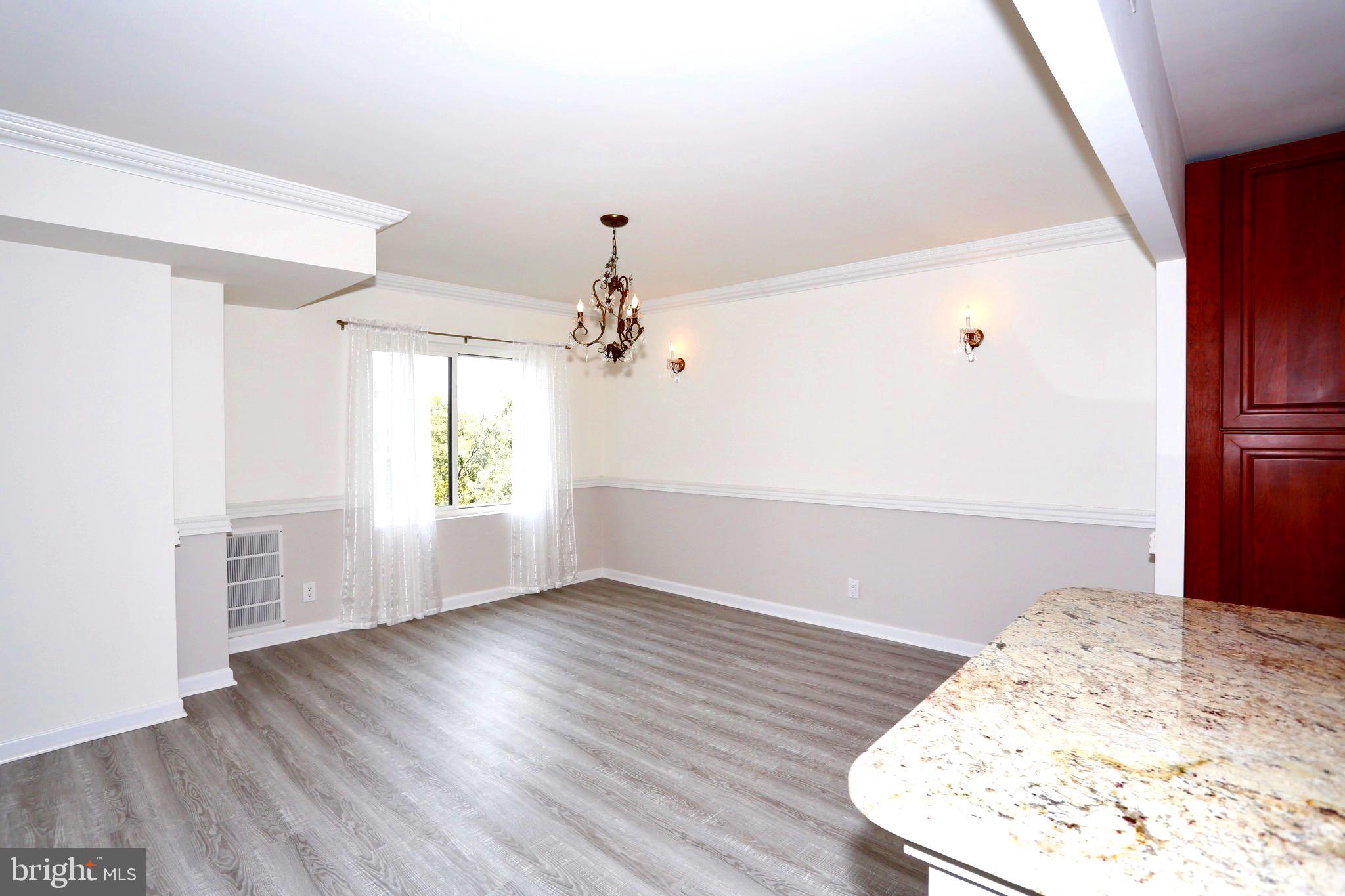ROTONDA - Residential Lease