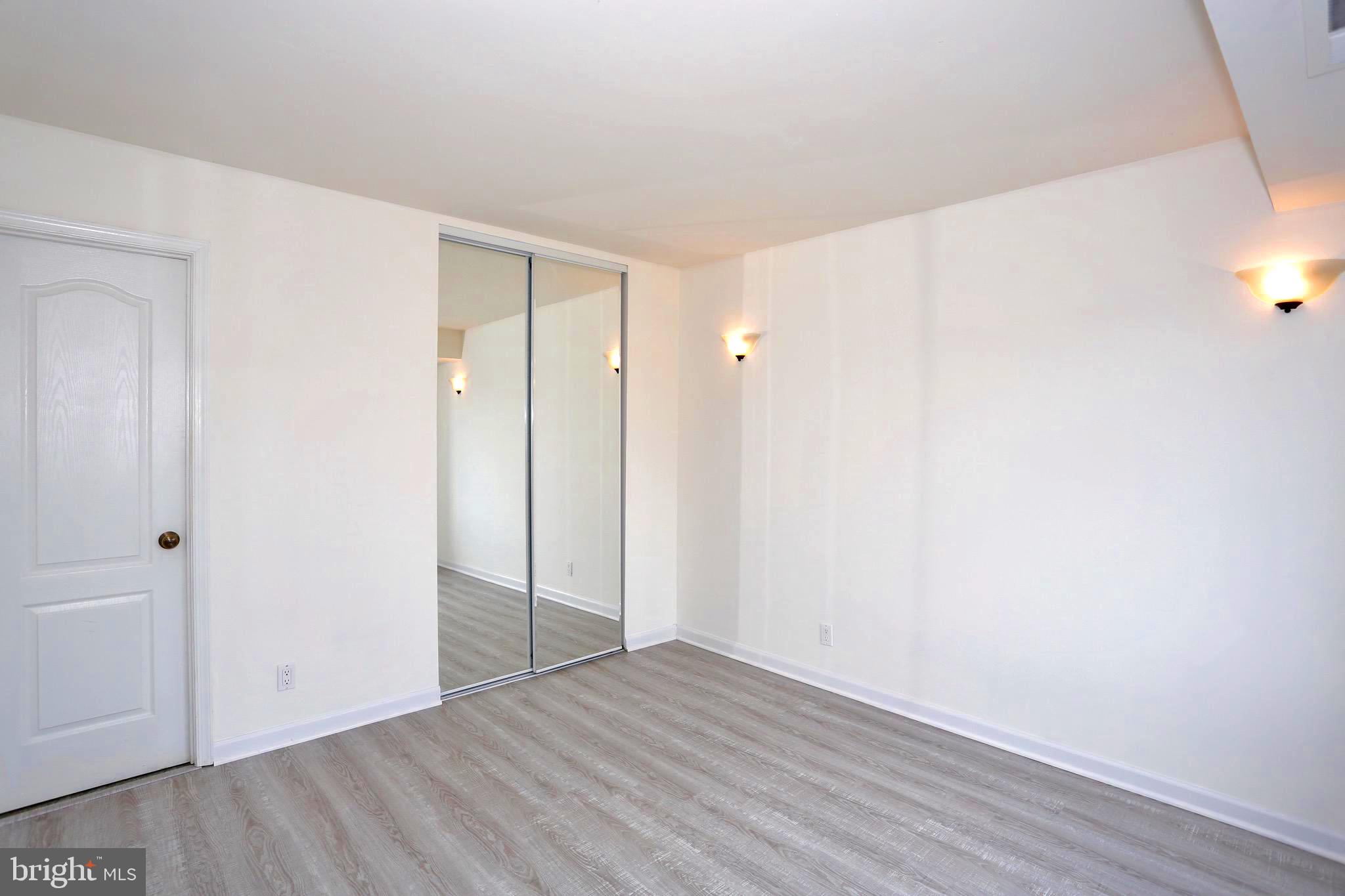 ROTONDA - Residential Lease