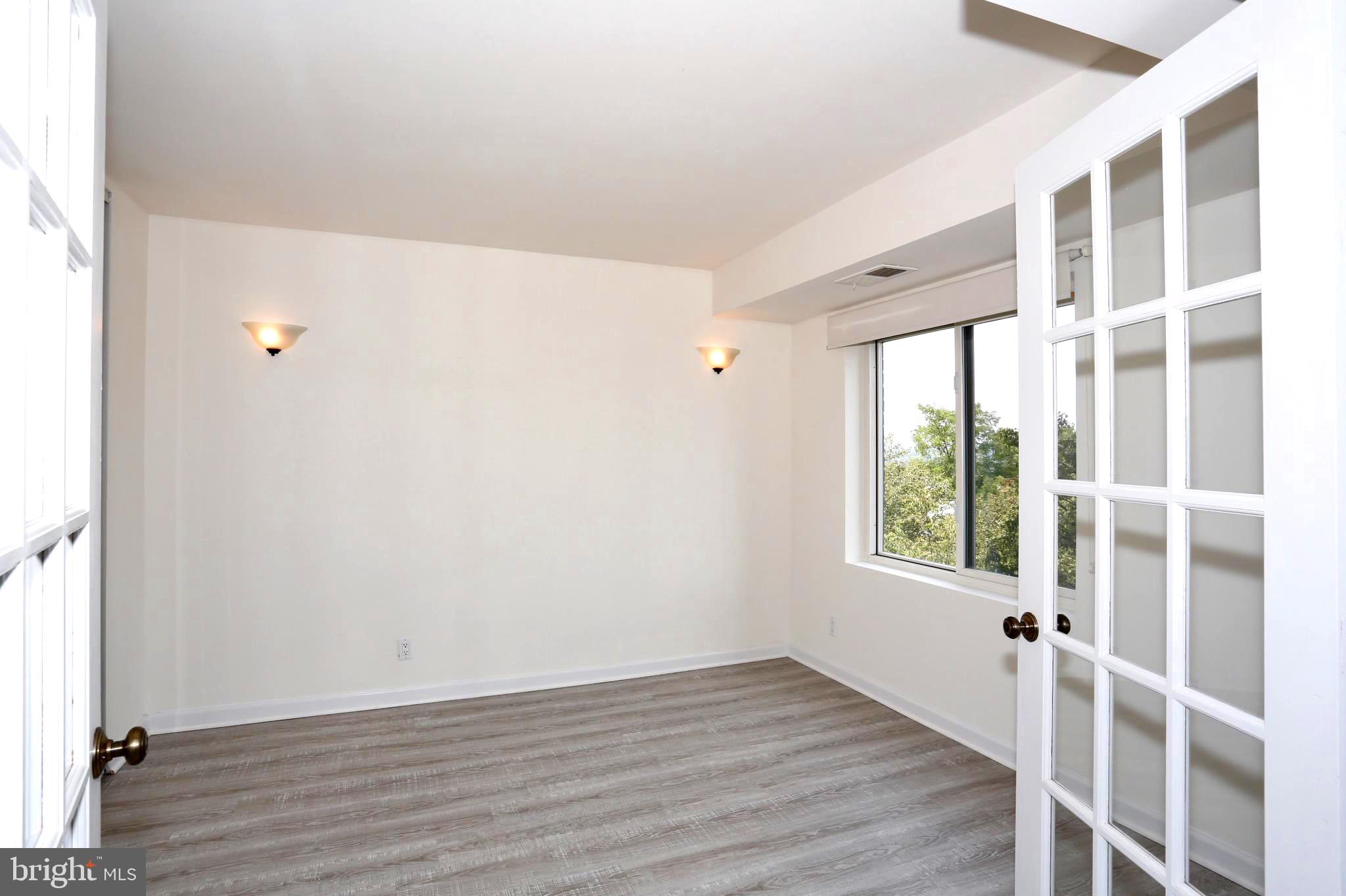 ROTONDA - Residential Lease