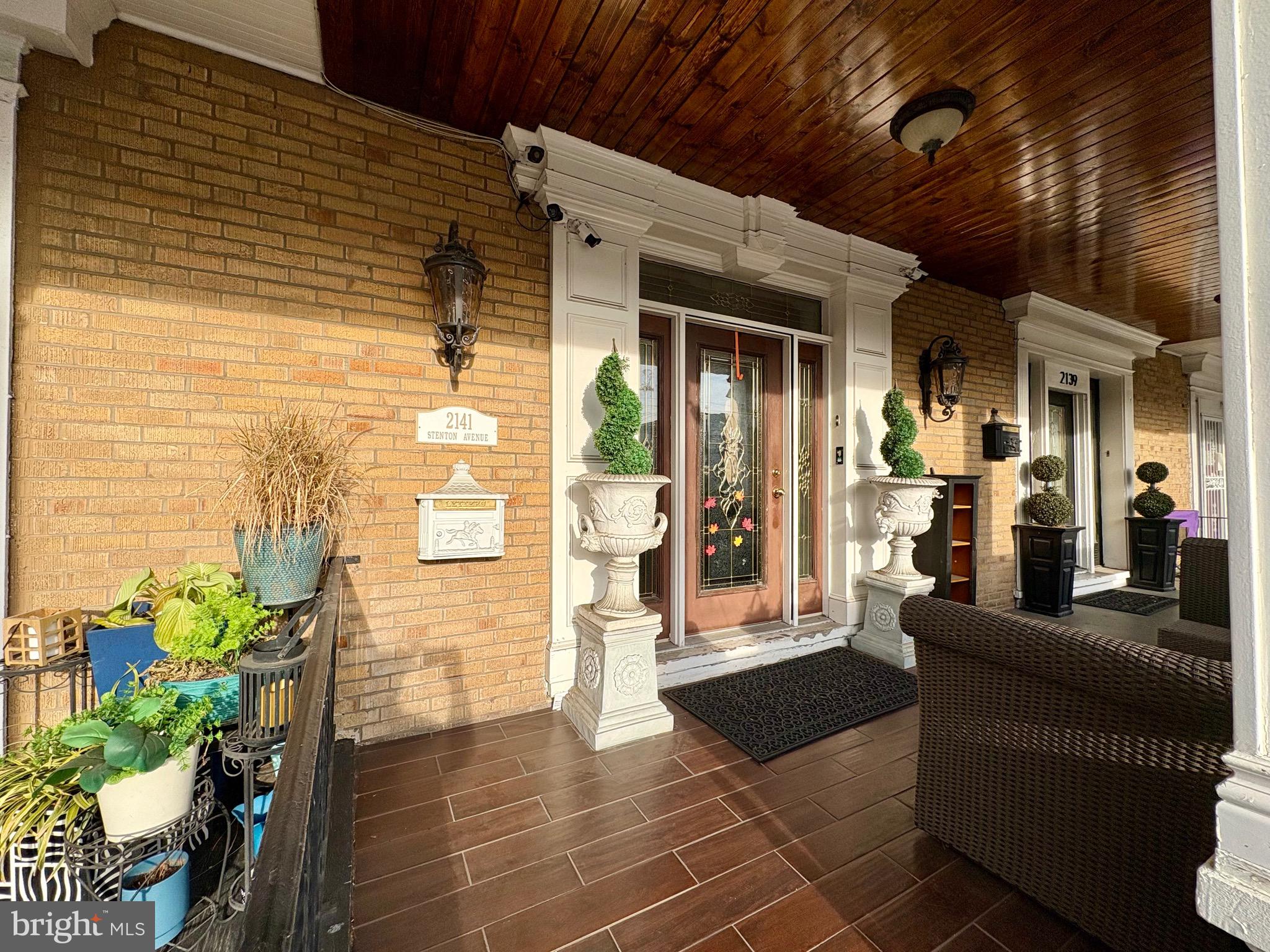 WEST OAK LANE - Residential