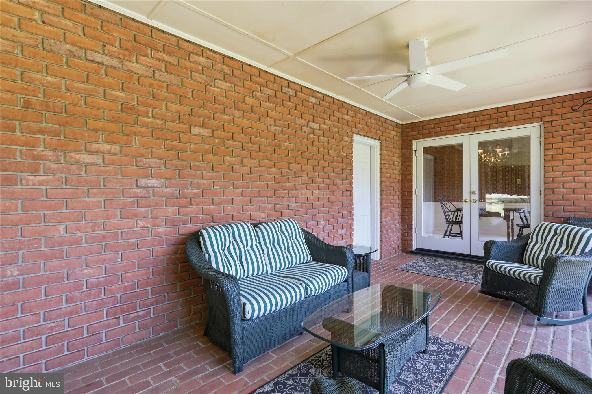 VAN LEAR MANOR - Residential