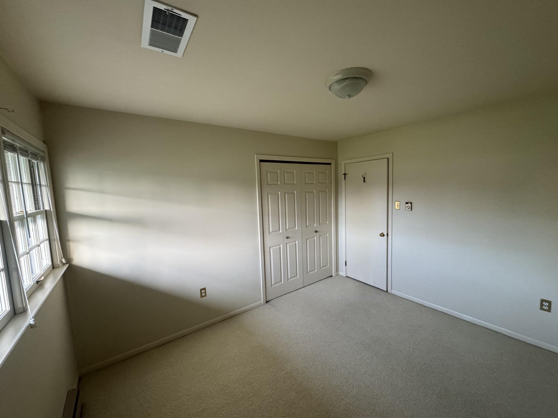 VAN LEAR MANOR - Residential
