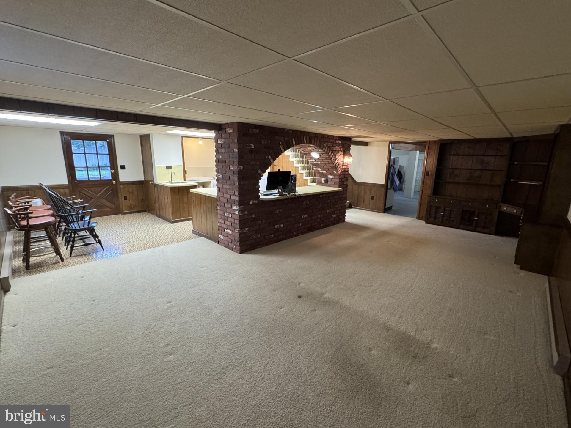 VAN LEAR MANOR - Residential