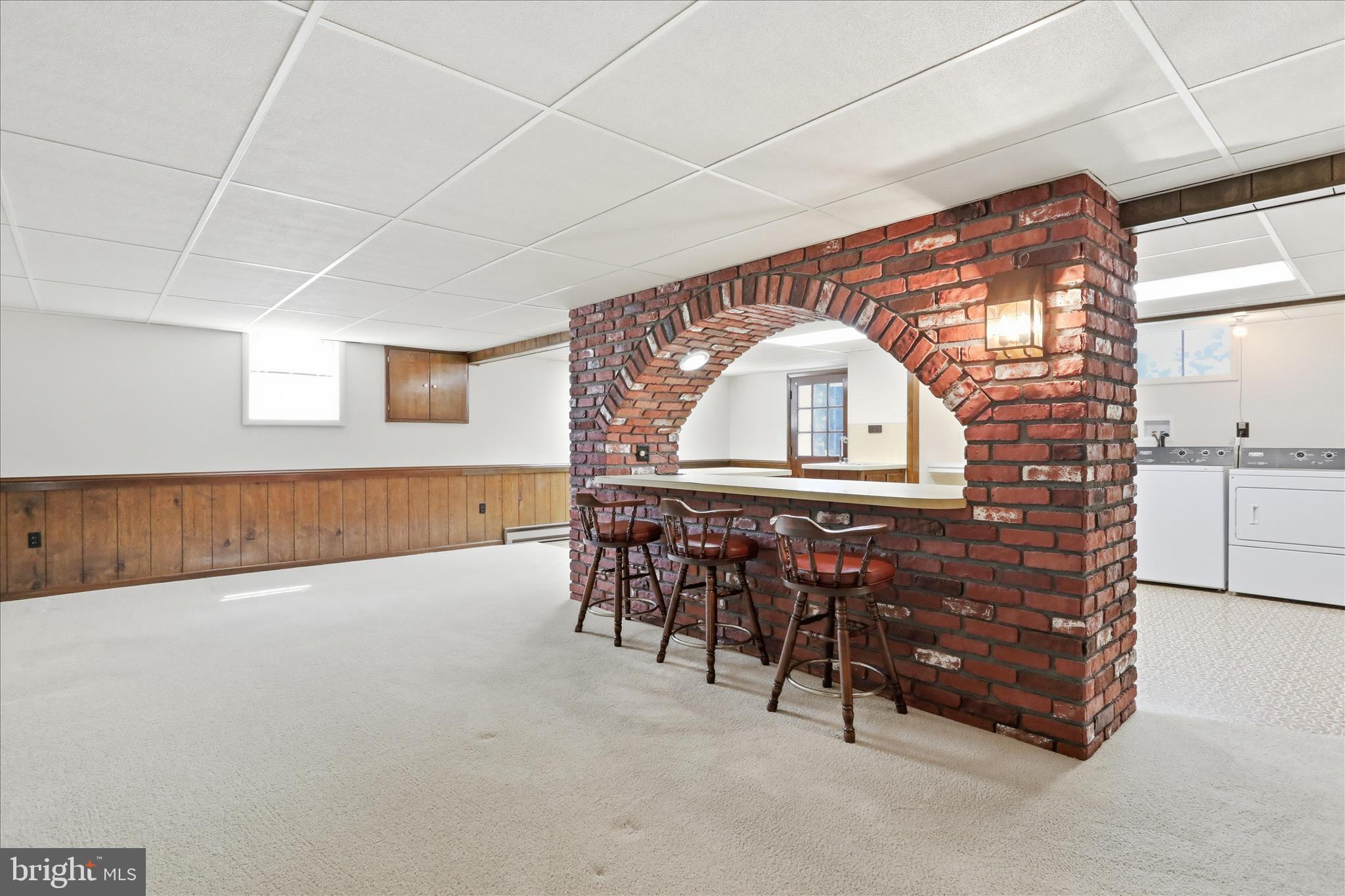 VAN LEAR MANOR - Residential