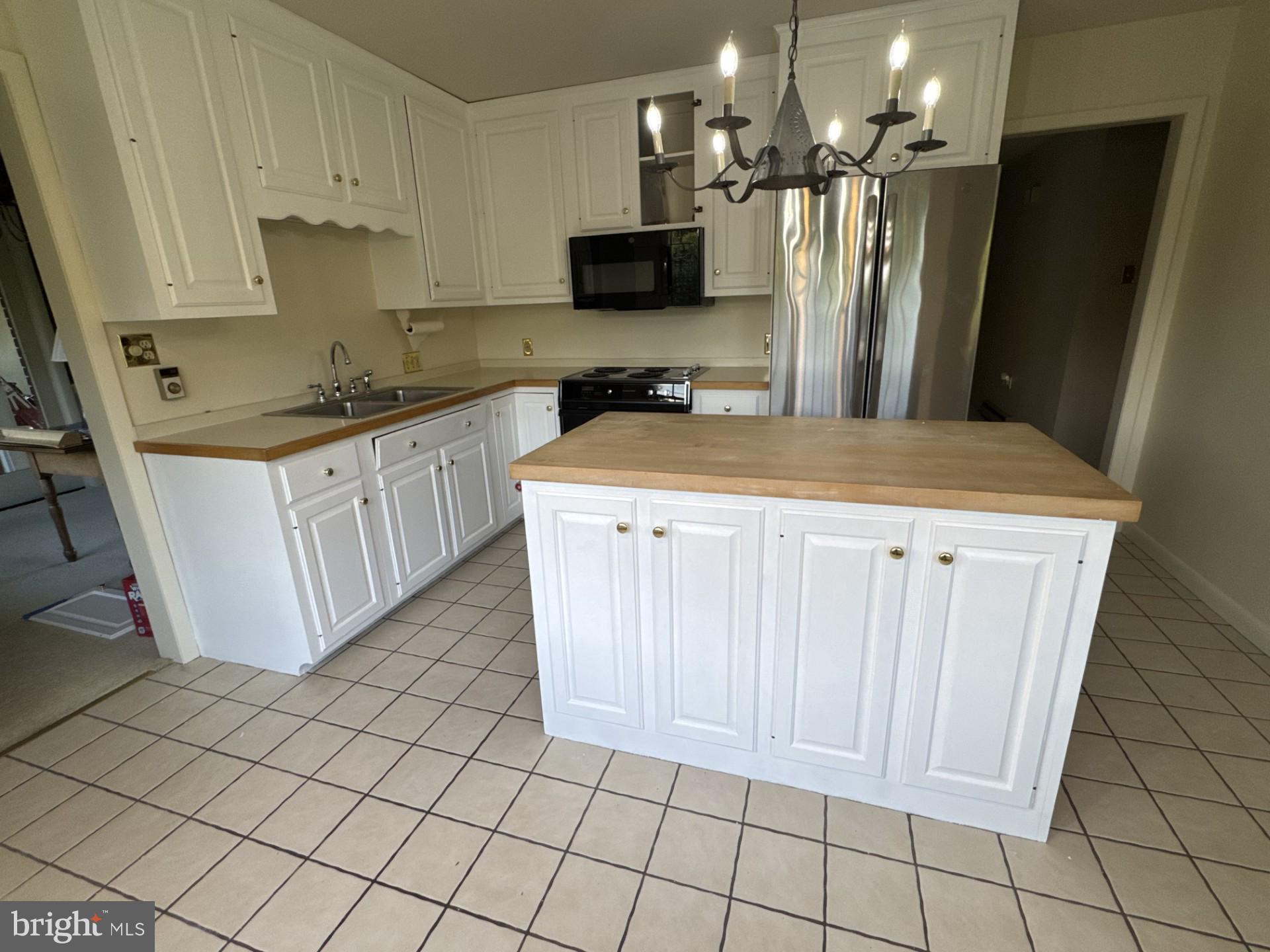 VAN LEAR MANOR - Residential