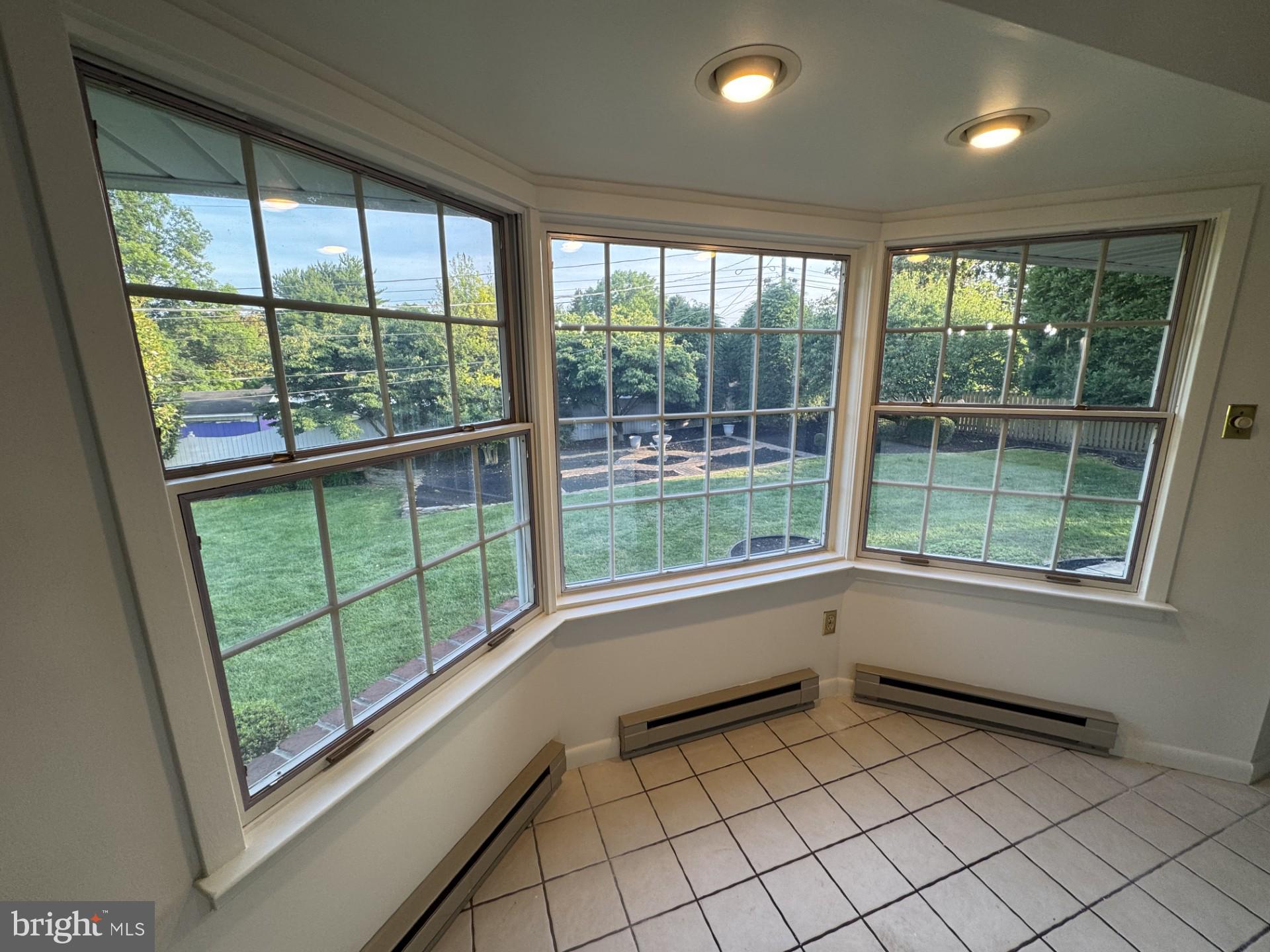 VAN LEAR MANOR - Residential