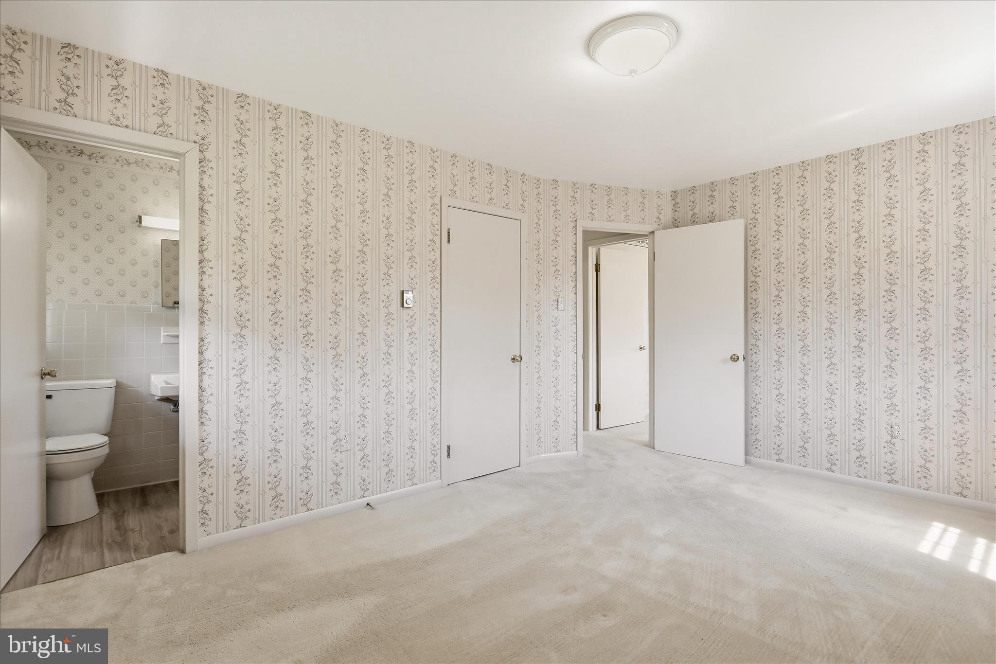 VAN LEAR MANOR - Residential
