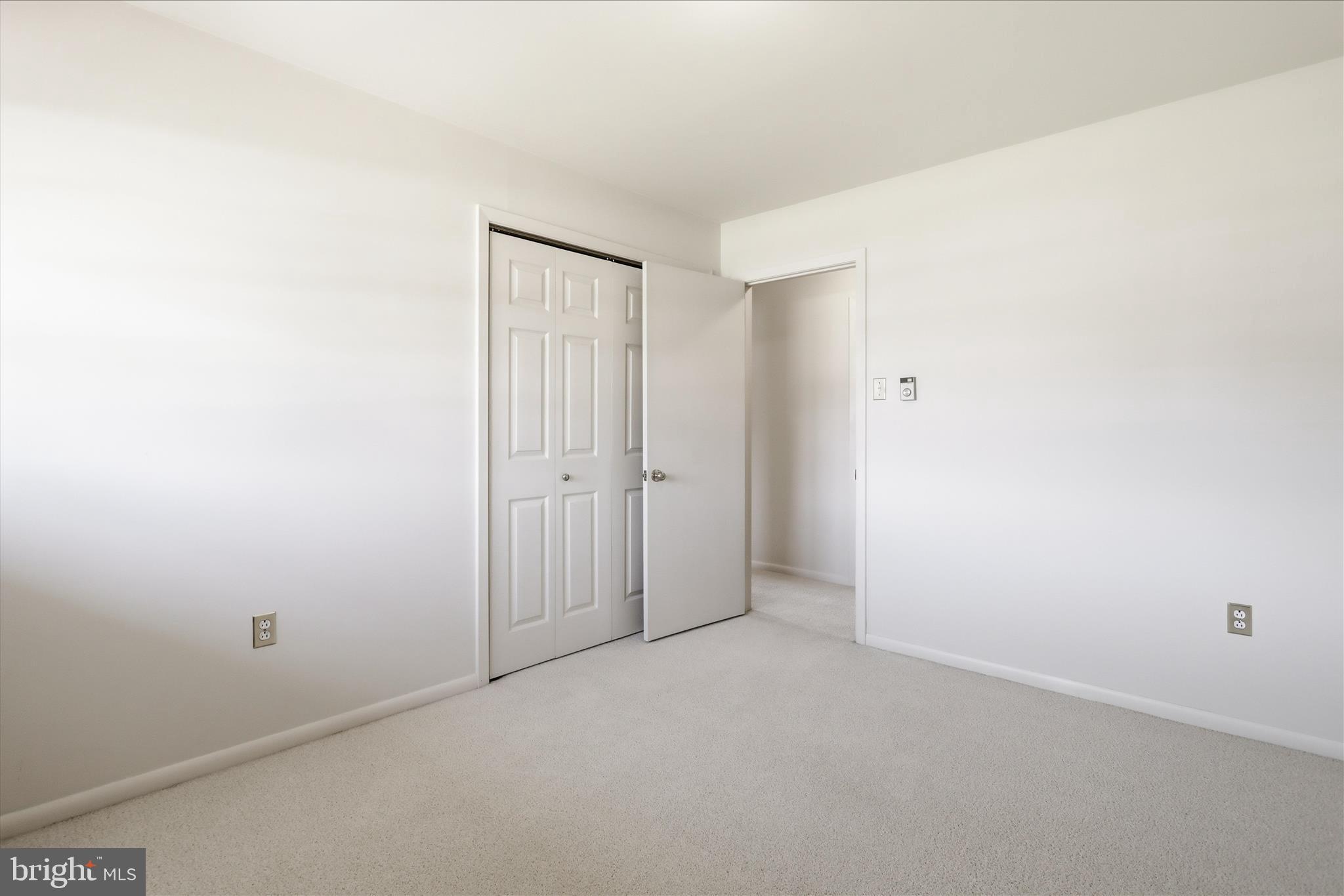 VAN LEAR MANOR - Residential