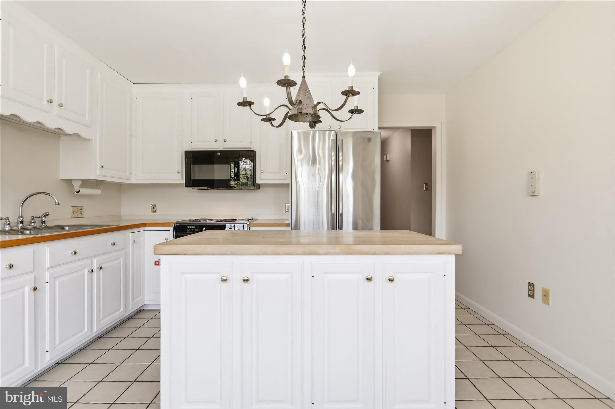 VAN LEAR MANOR - Residential
