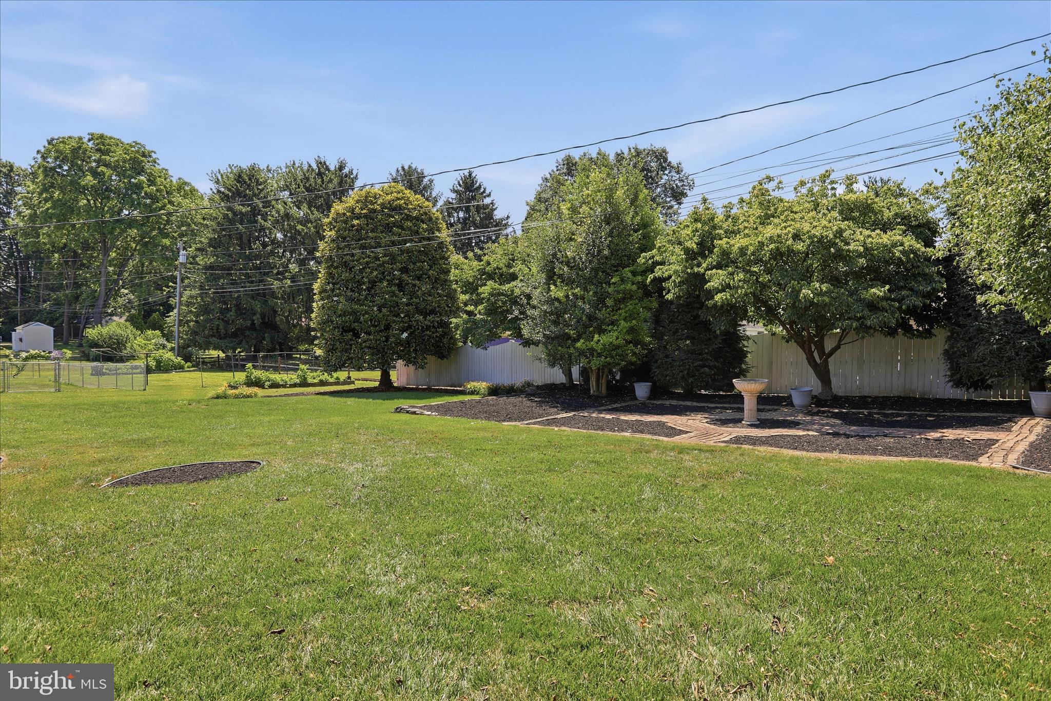 VAN LEAR MANOR - Residential