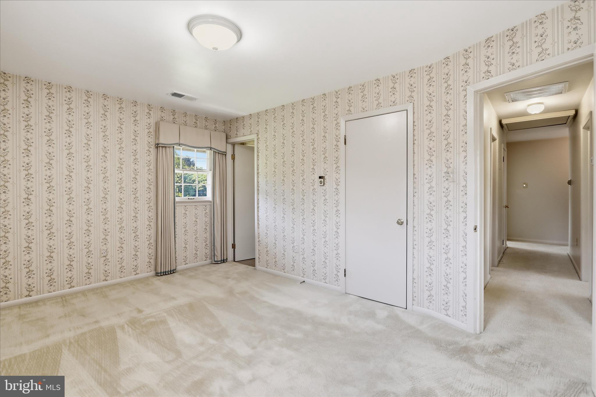 VAN LEAR MANOR - Residential