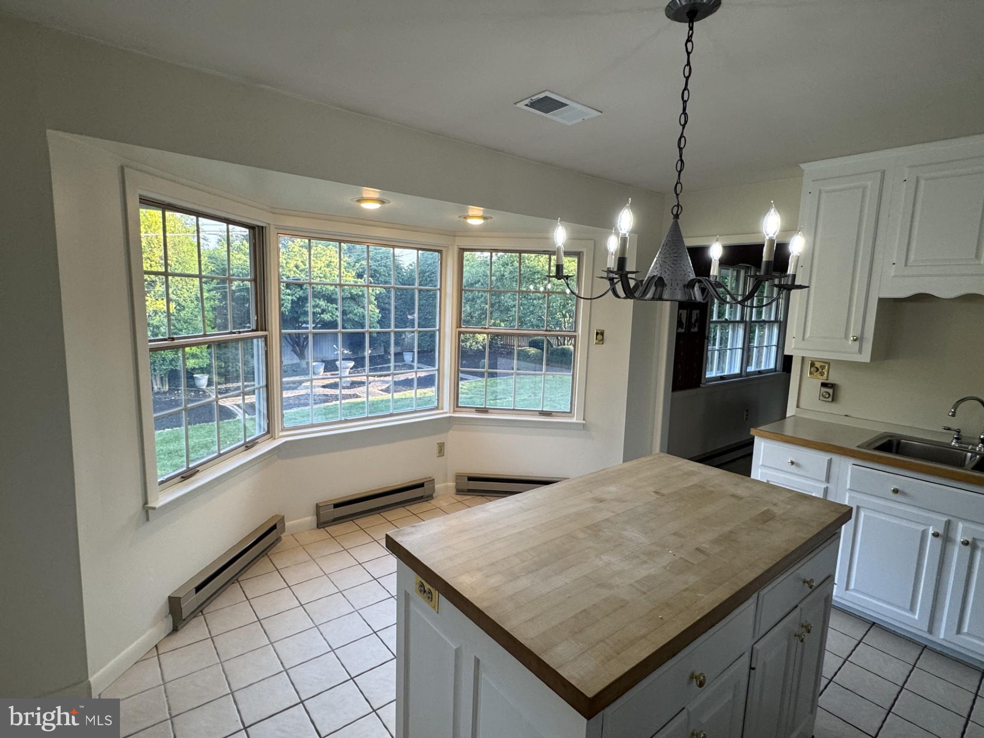VAN LEAR MANOR - Residential