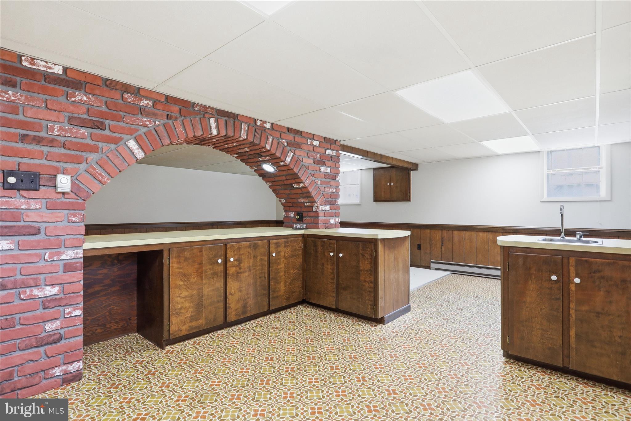 VAN LEAR MANOR - Residential