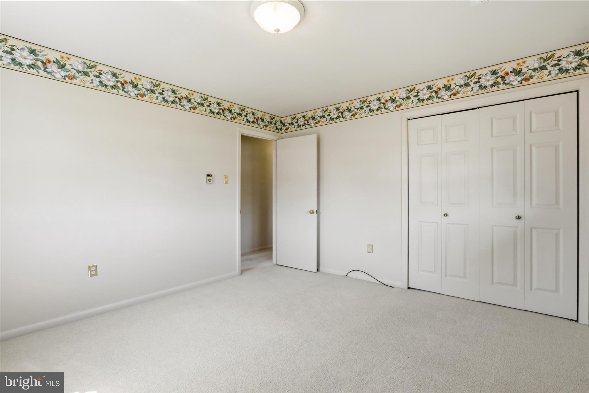 VAN LEAR MANOR - Residential