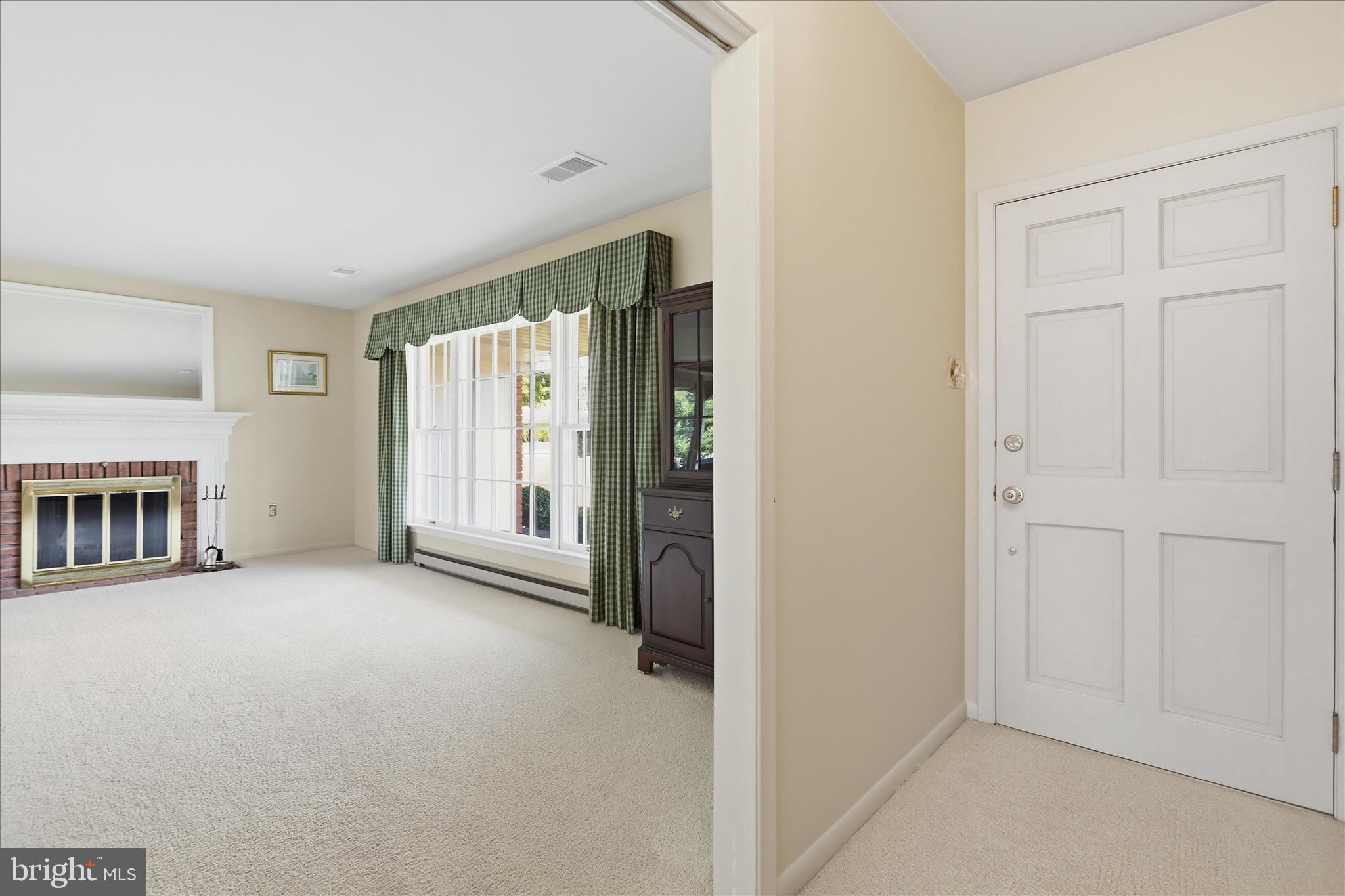 VAN LEAR MANOR - Residential