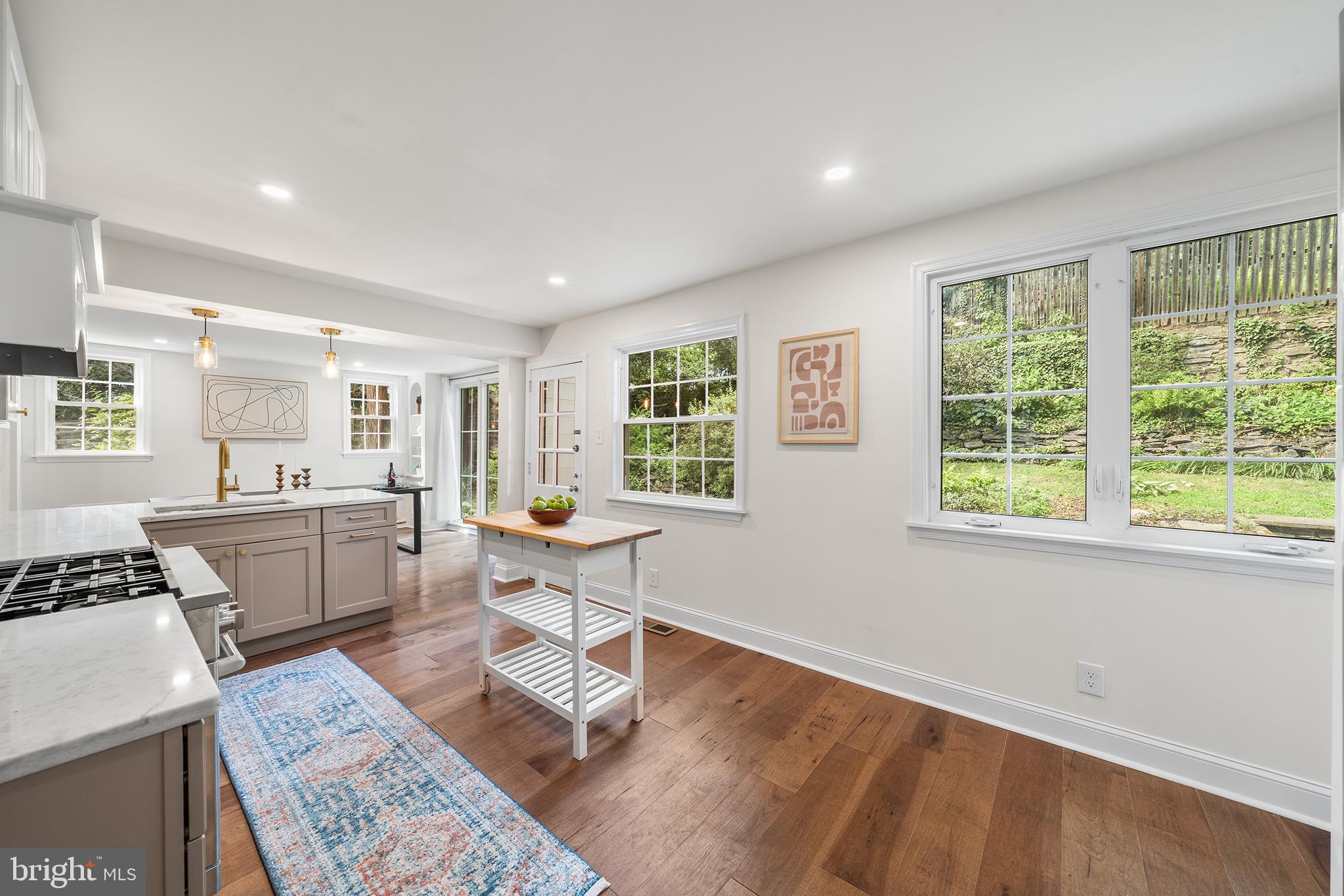 PENN WYNNE - Residential