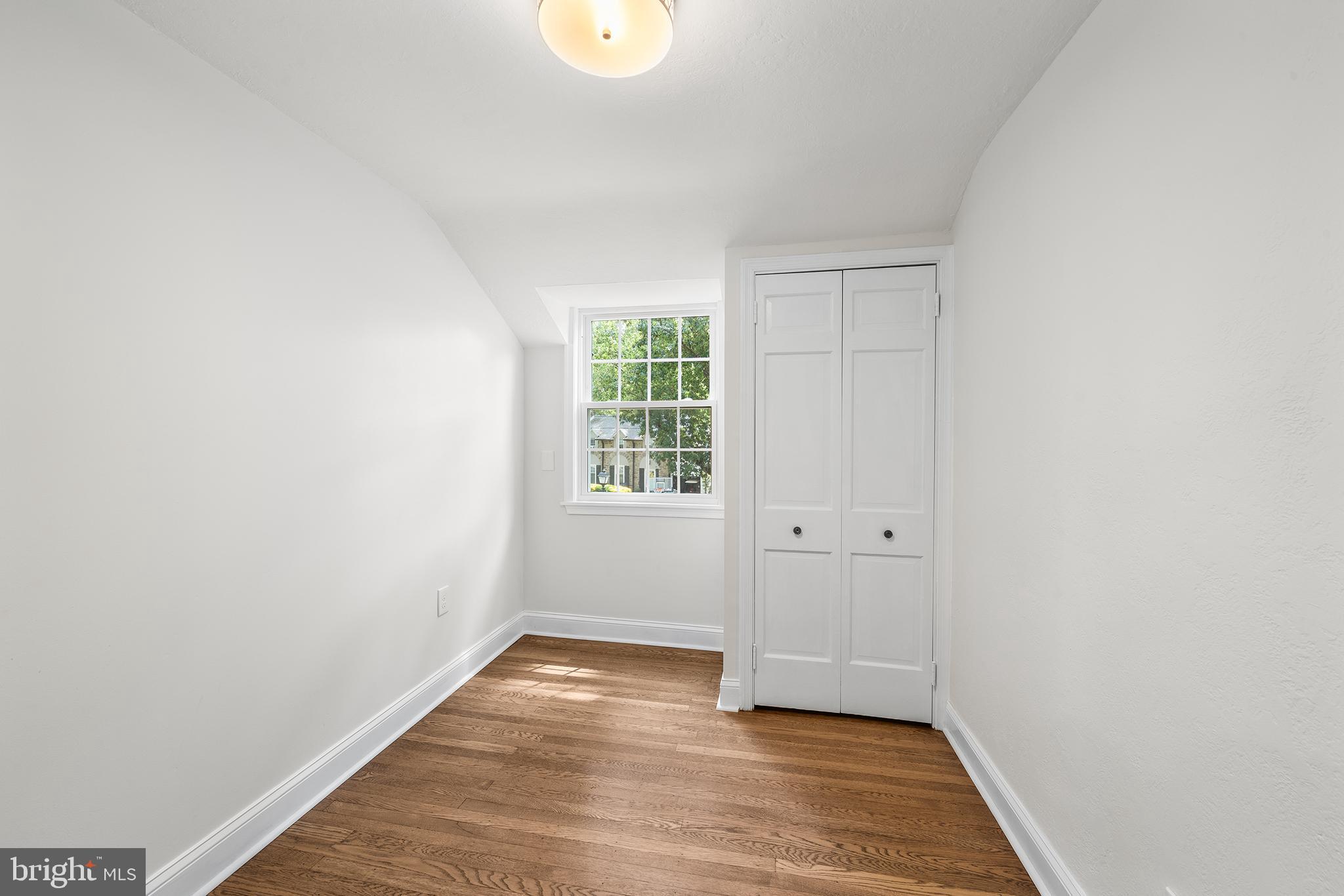 PENN WYNNE - Residential