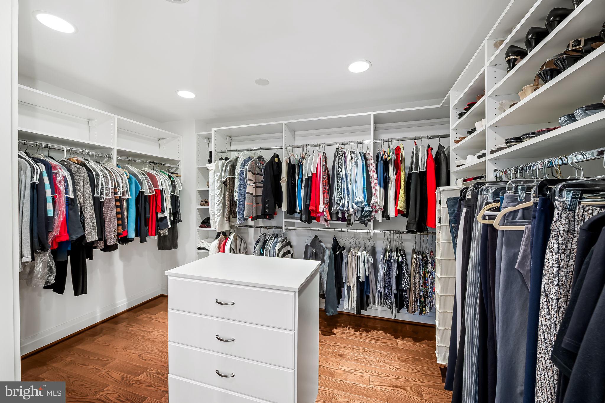 PIKESVILLE - Residential