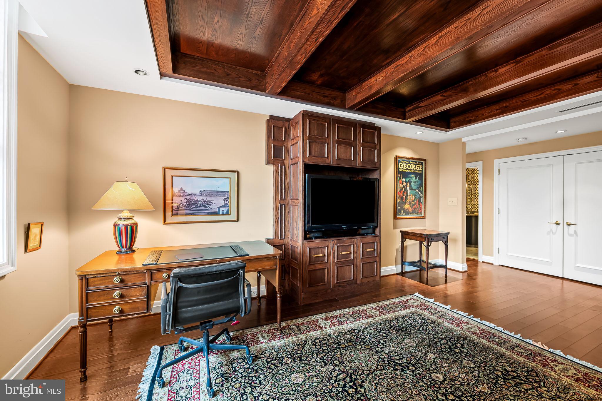 PIKESVILLE - Residential