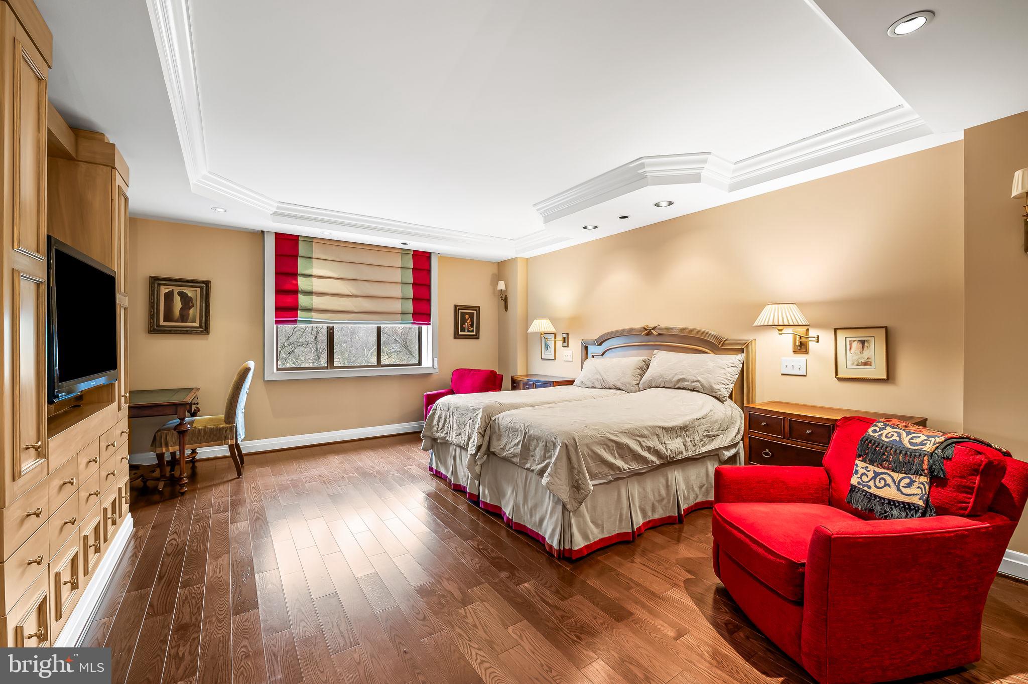 PIKESVILLE - Residential
