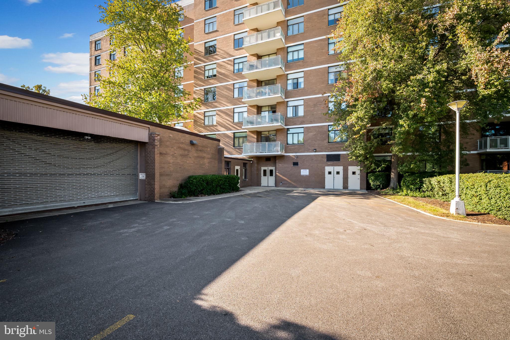 PIKESVILLE - Residential