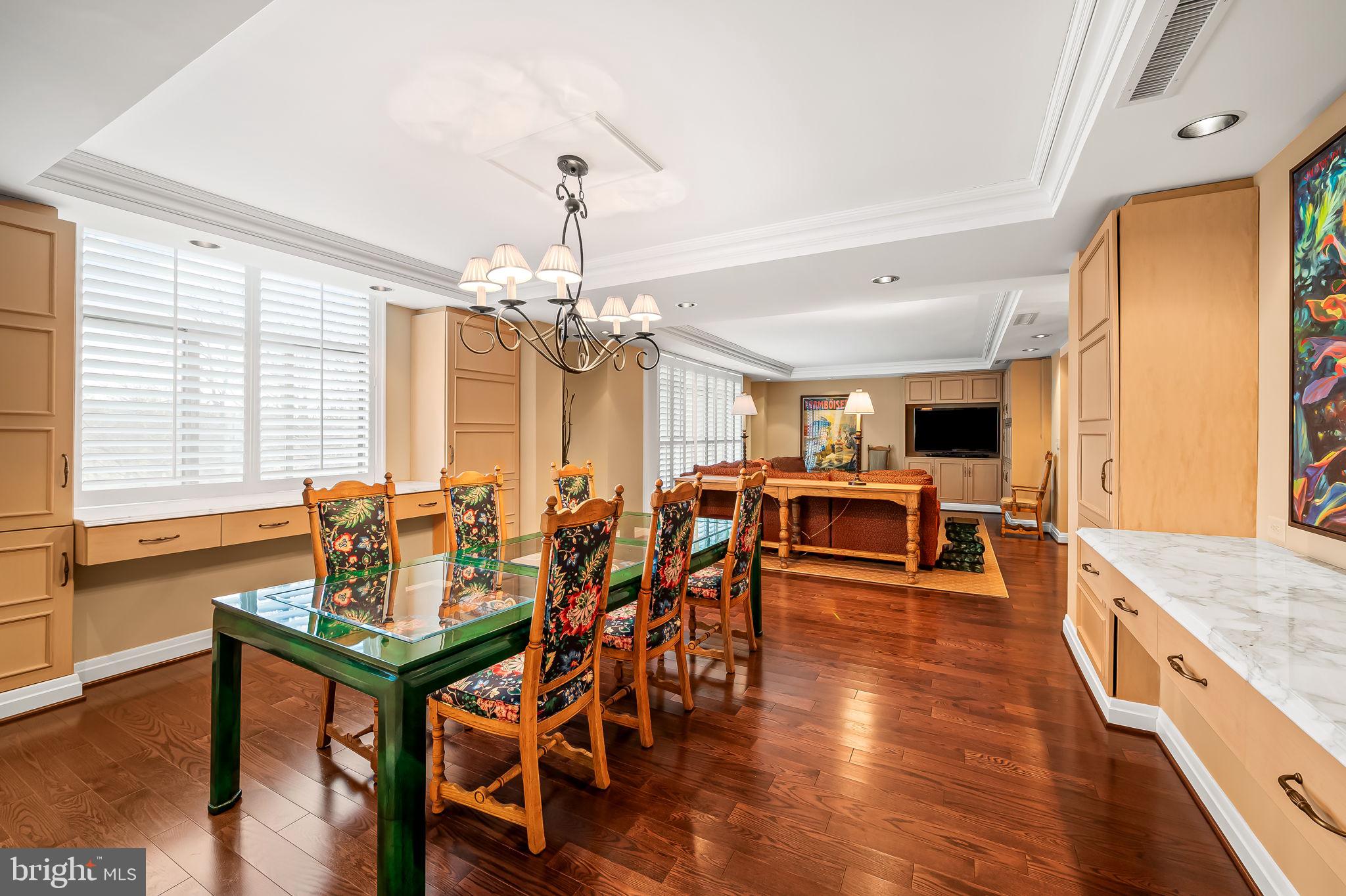 PIKESVILLE - Residential