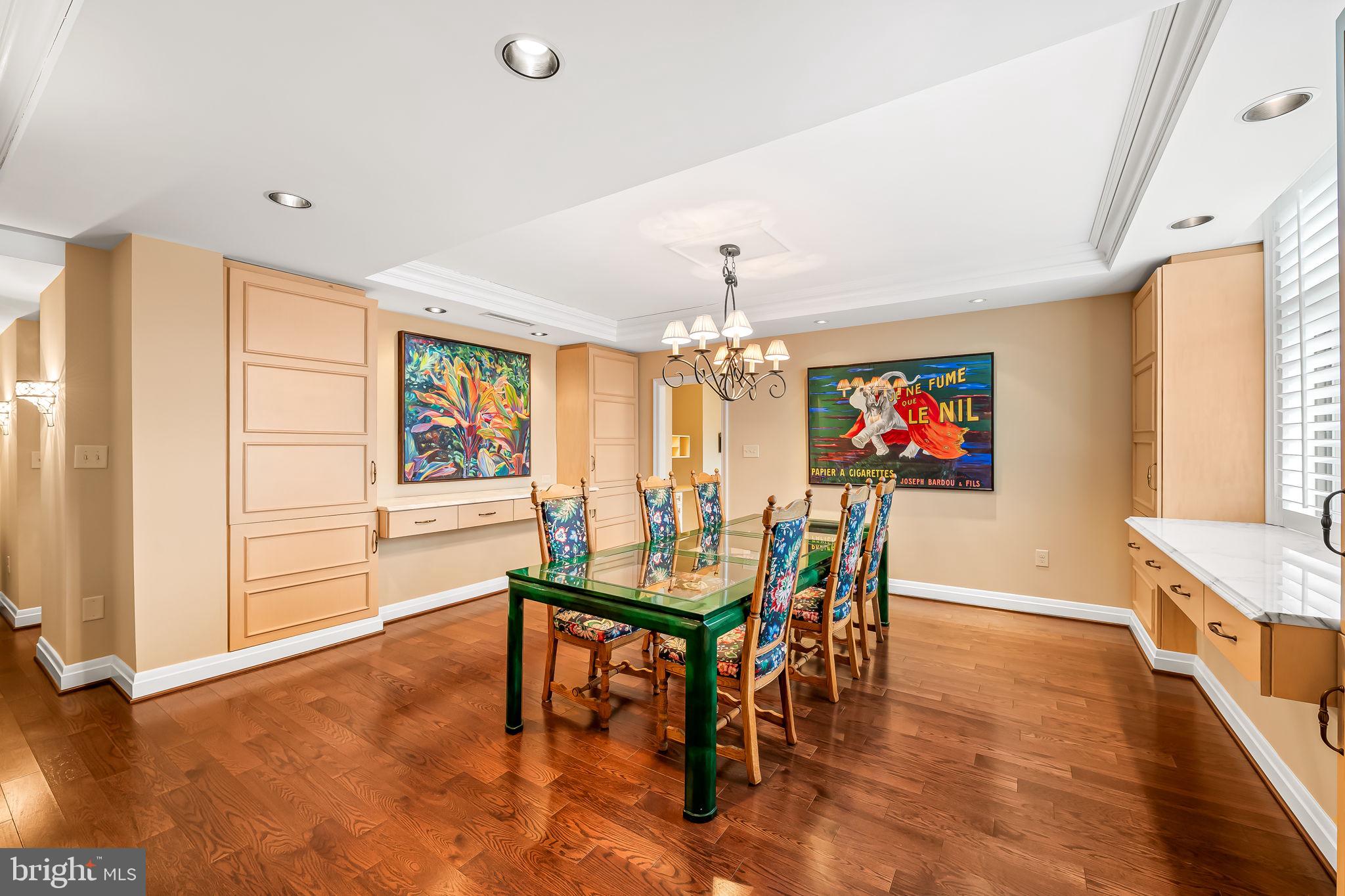 PIKESVILLE - Residential