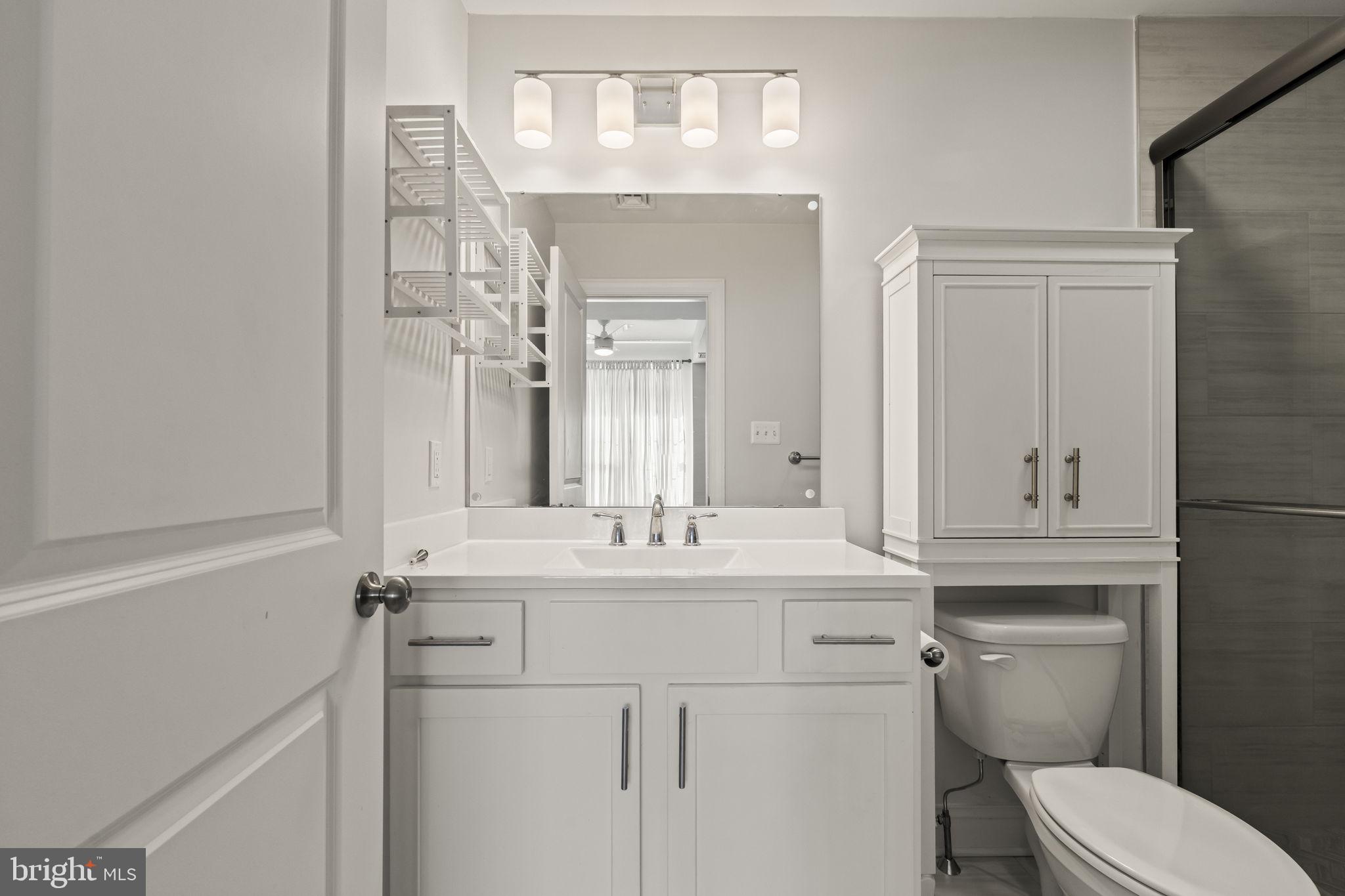 MERION POINTE - Residential