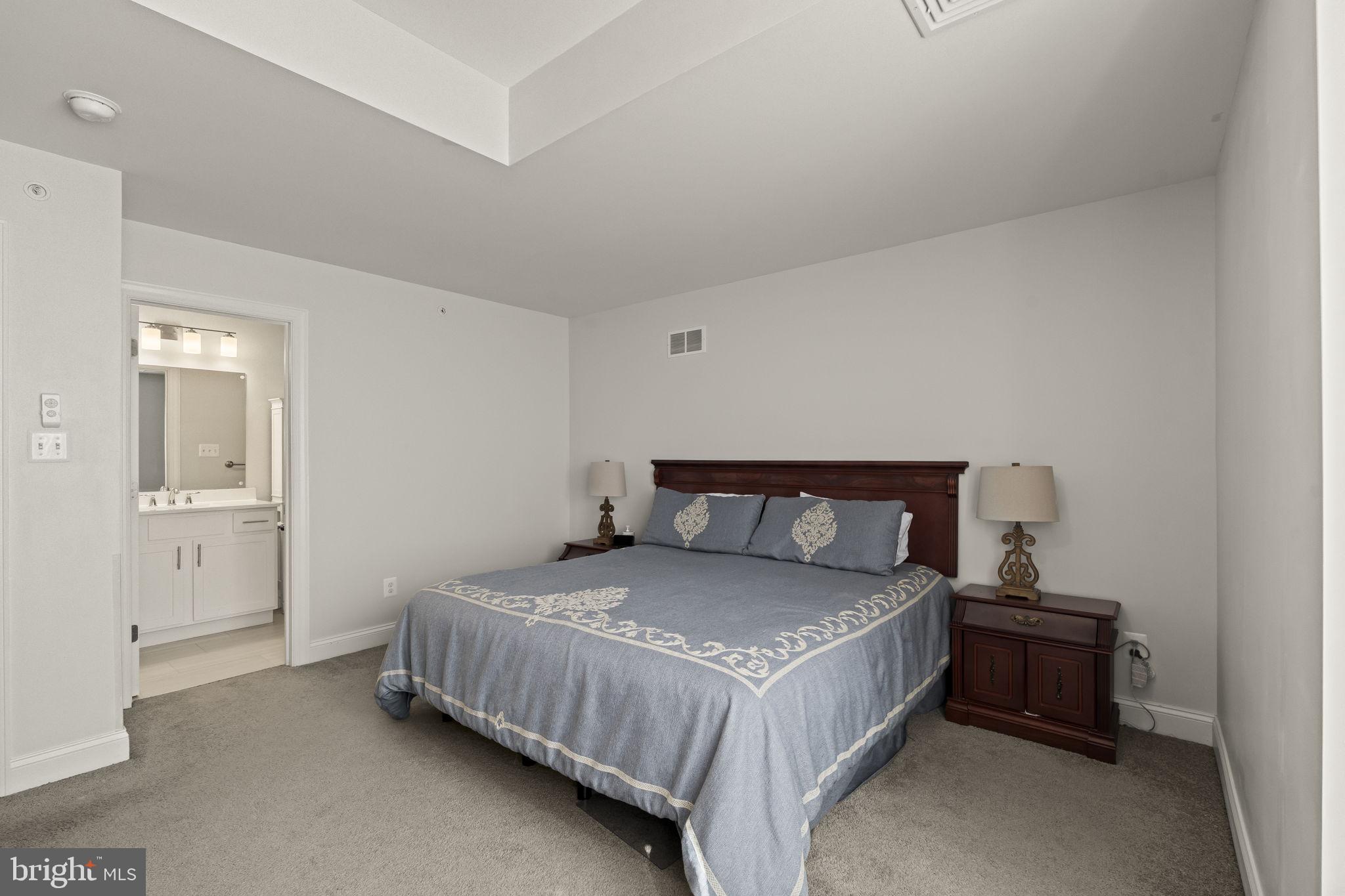 MERION POINTE - Residential