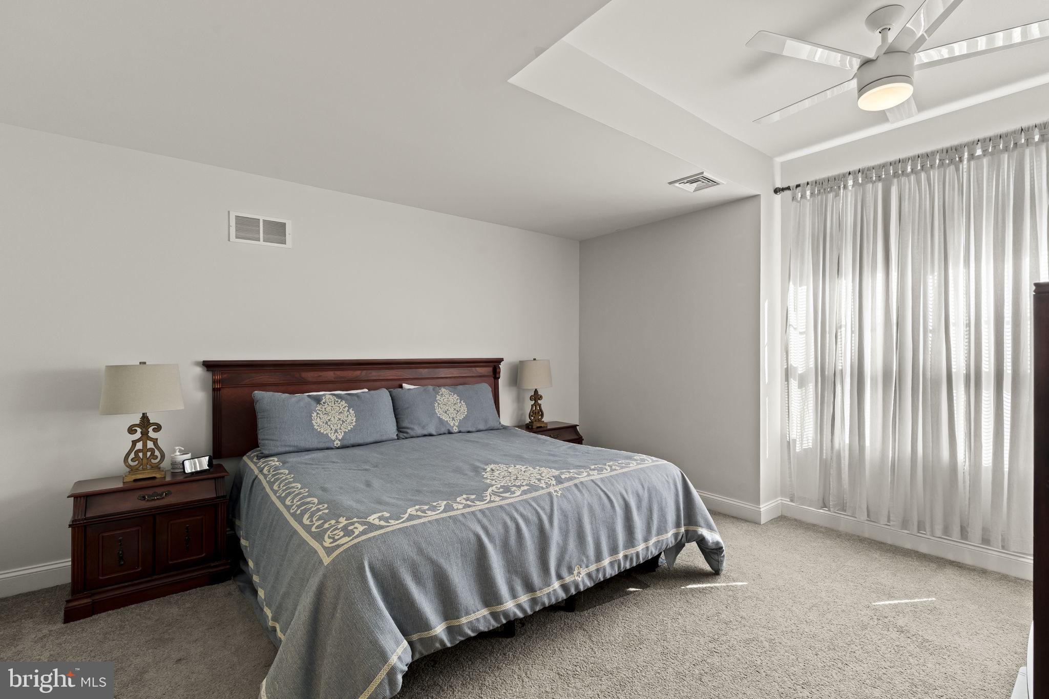 MERION POINTE - Residential