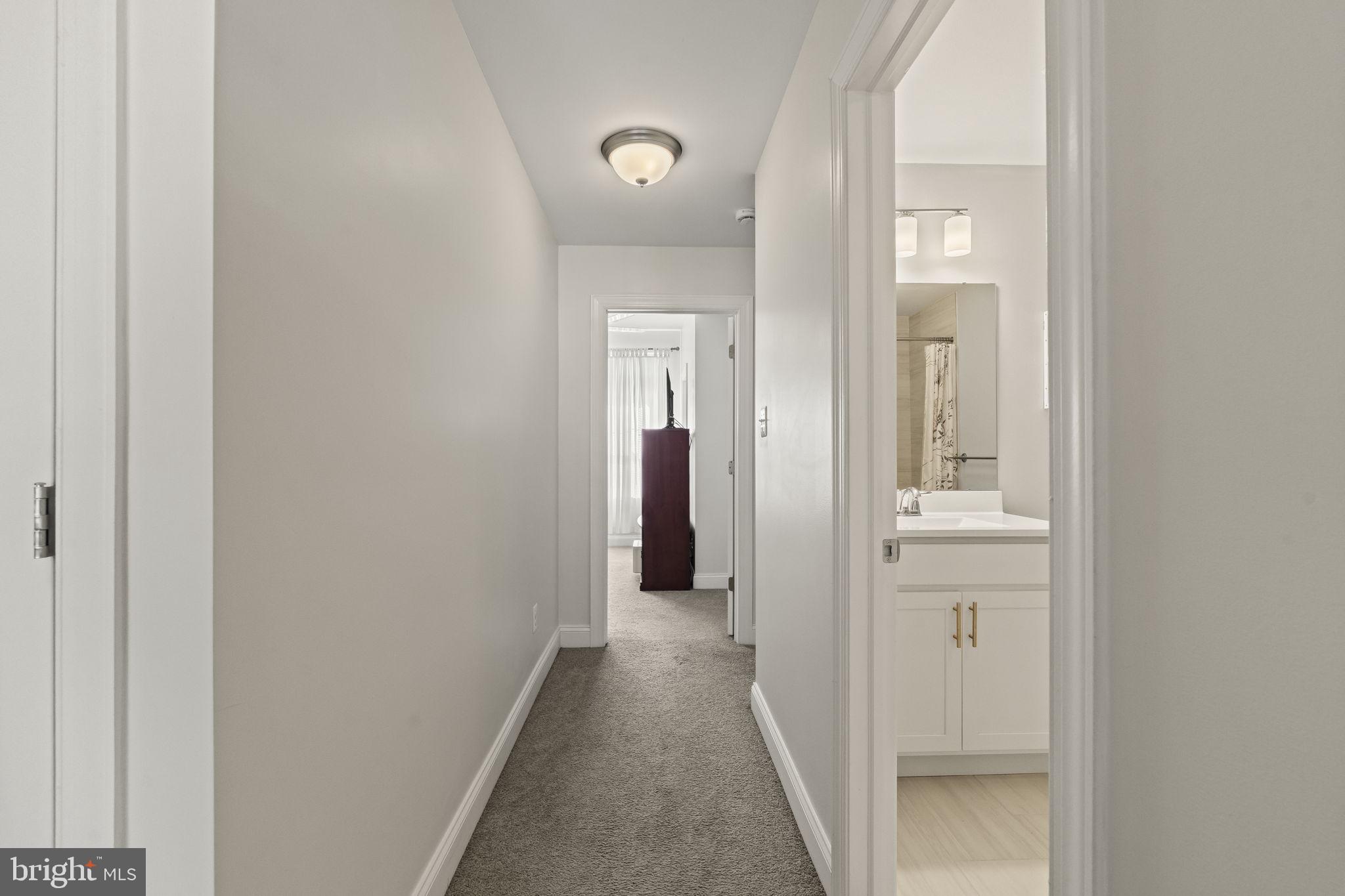 MERION POINTE - Residential