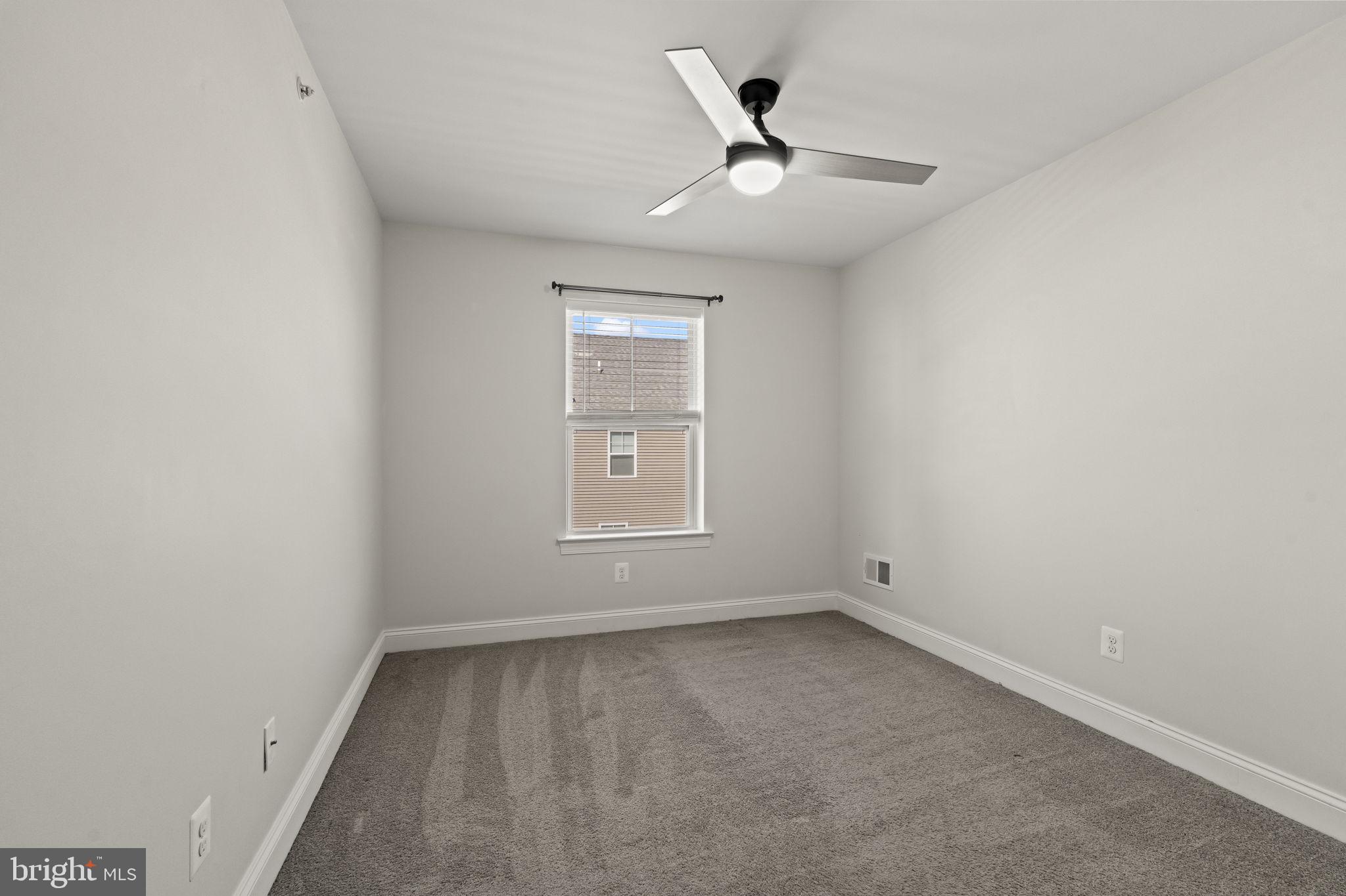 MERION POINTE - Residential