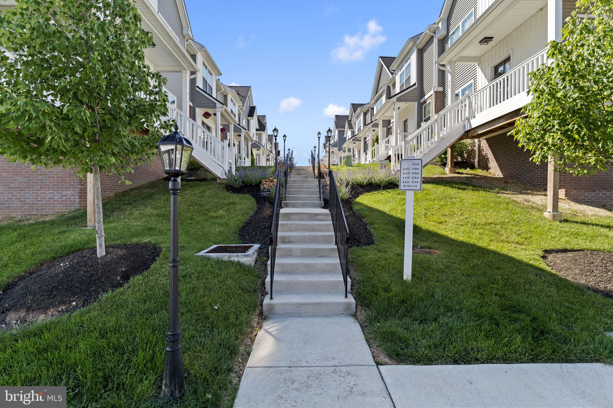 MERION POINTE - Residential