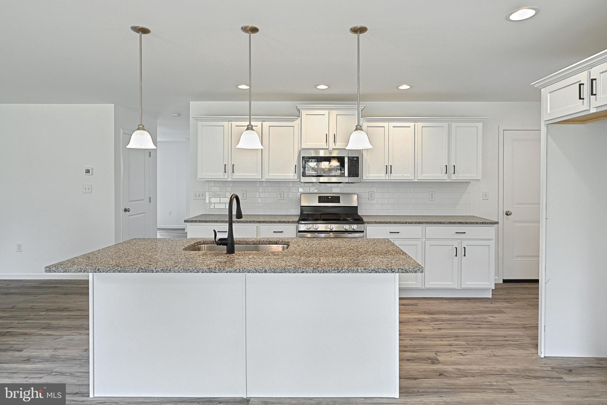 STONE MILL ESTATES - Residential