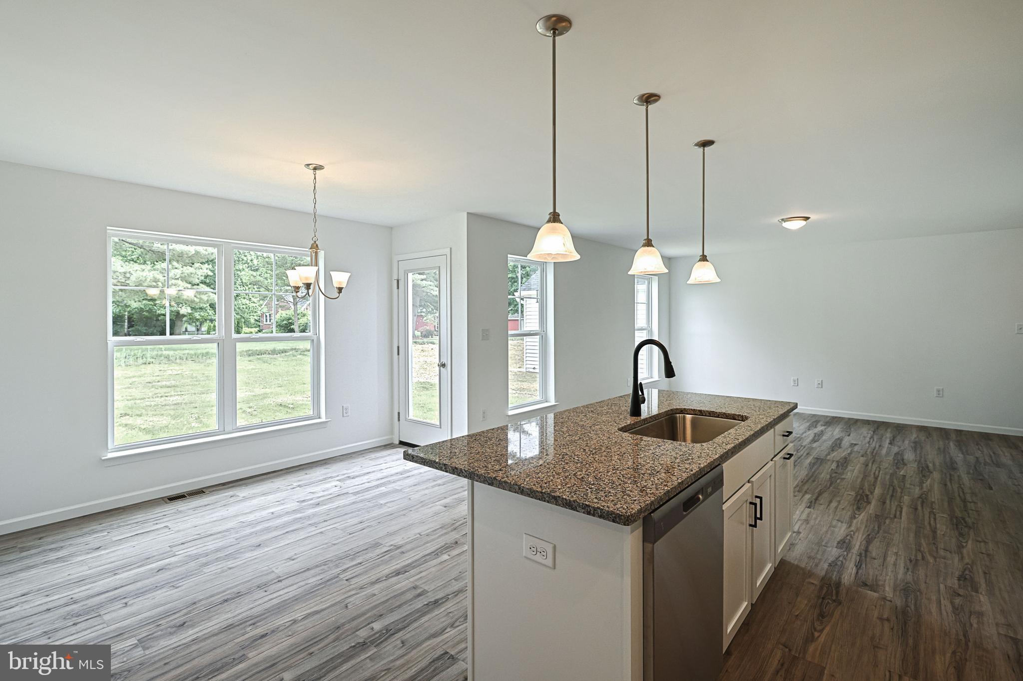 STONE MILL ESTATES - Residential