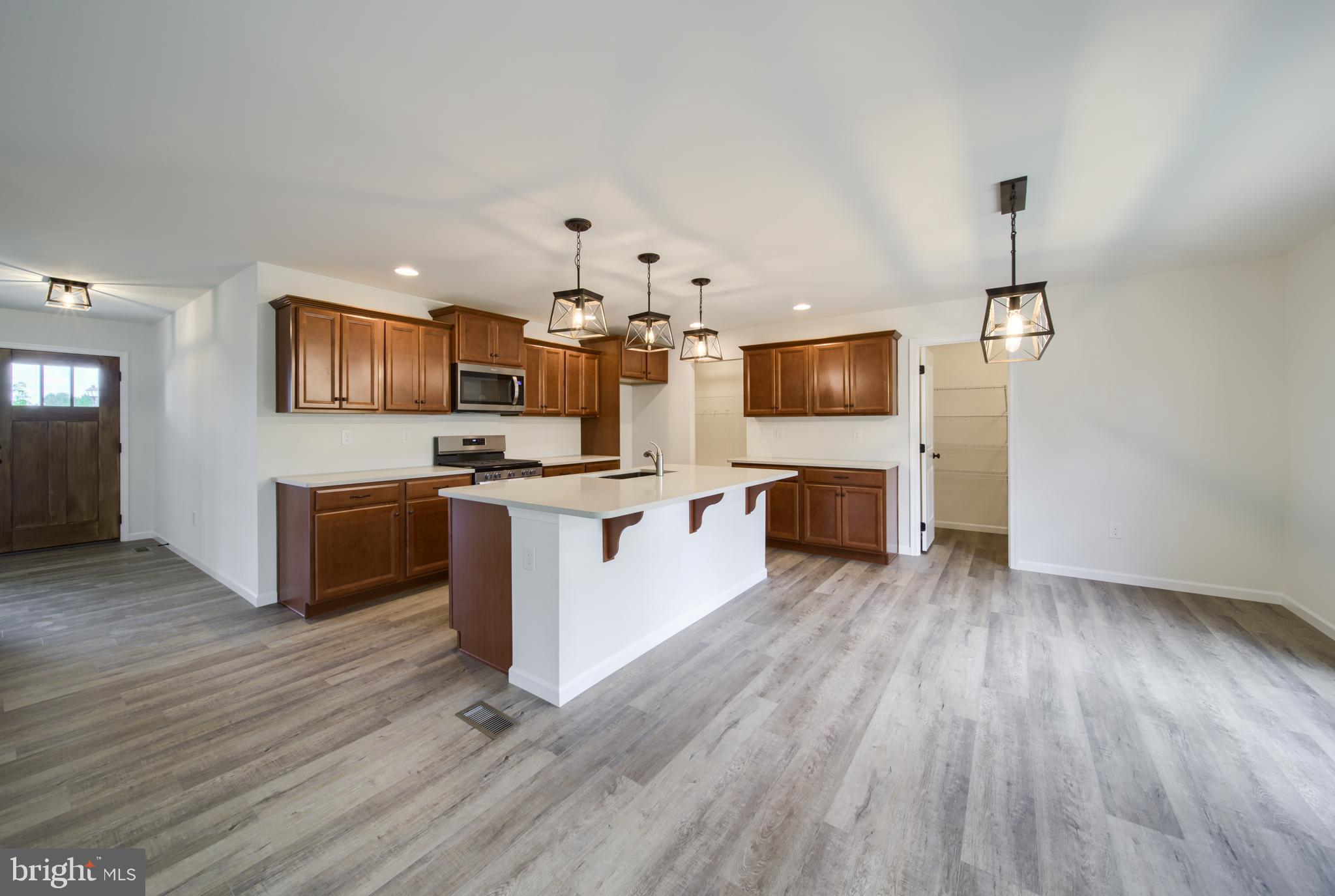 THE VIEWS AT BRIDGEWATER - Residential