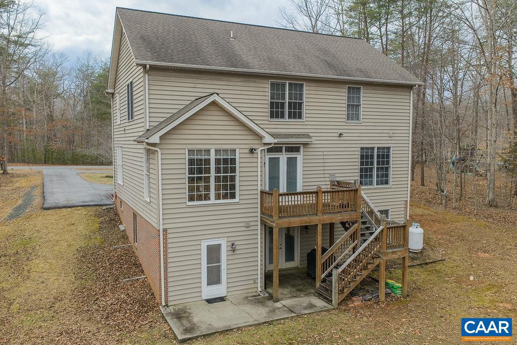 FOX HOLLOW - Residential