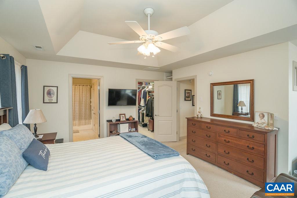FOX HOLLOW - Residential