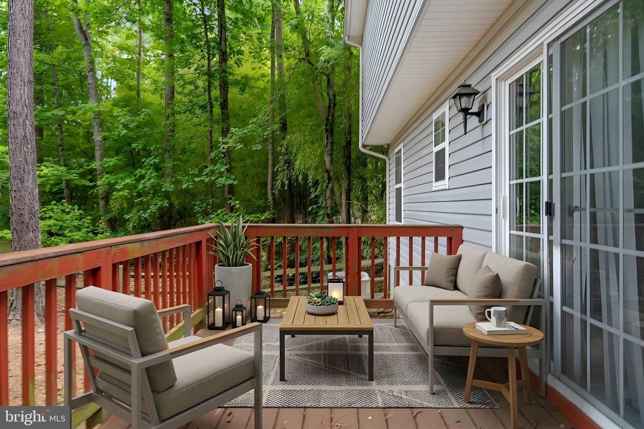 PRESIDENTIAL LAKES - Residential