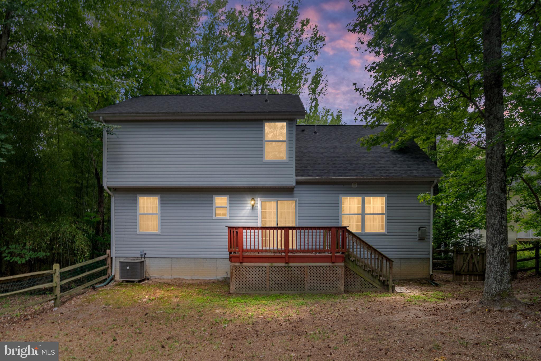PRESIDENTIAL LAKES - Residential
