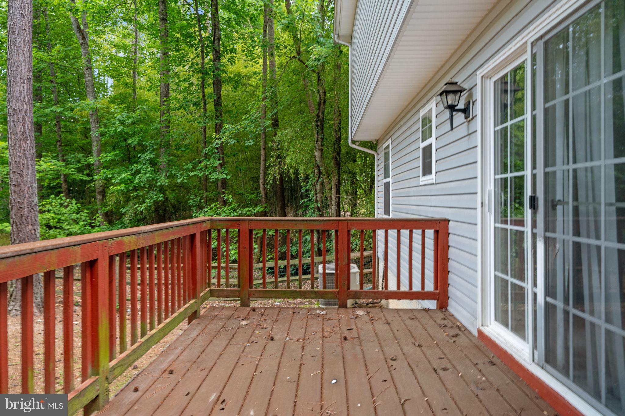 PRESIDENTIAL LAKES - Residential