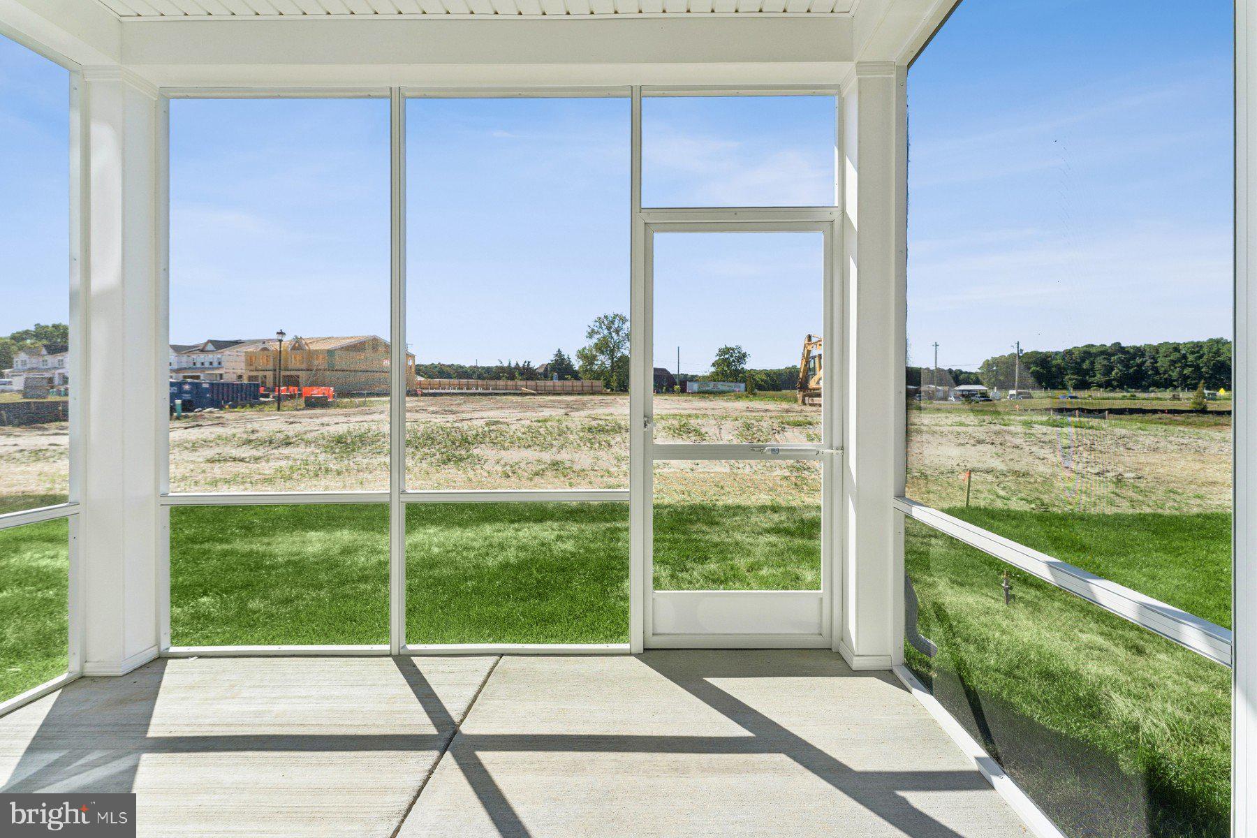 BAY KNOLLS - Residential