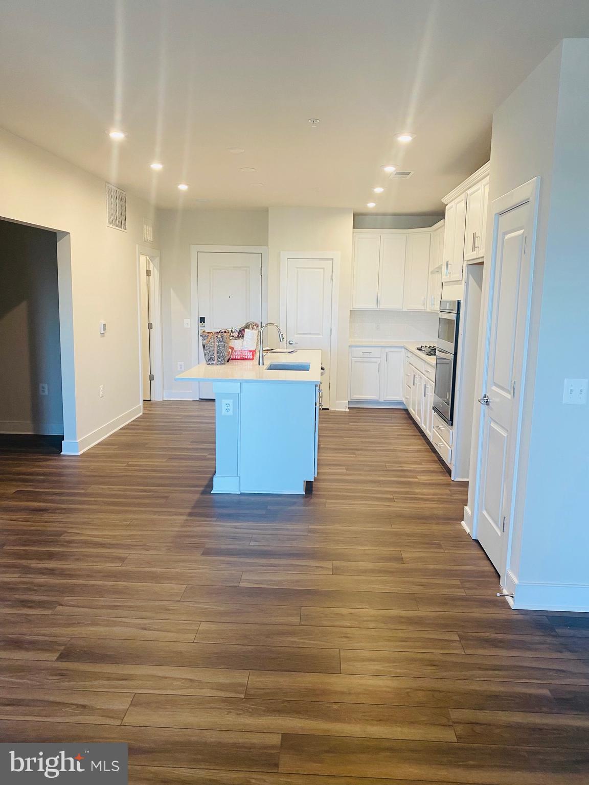 NATIONAL HARBOR - Residential