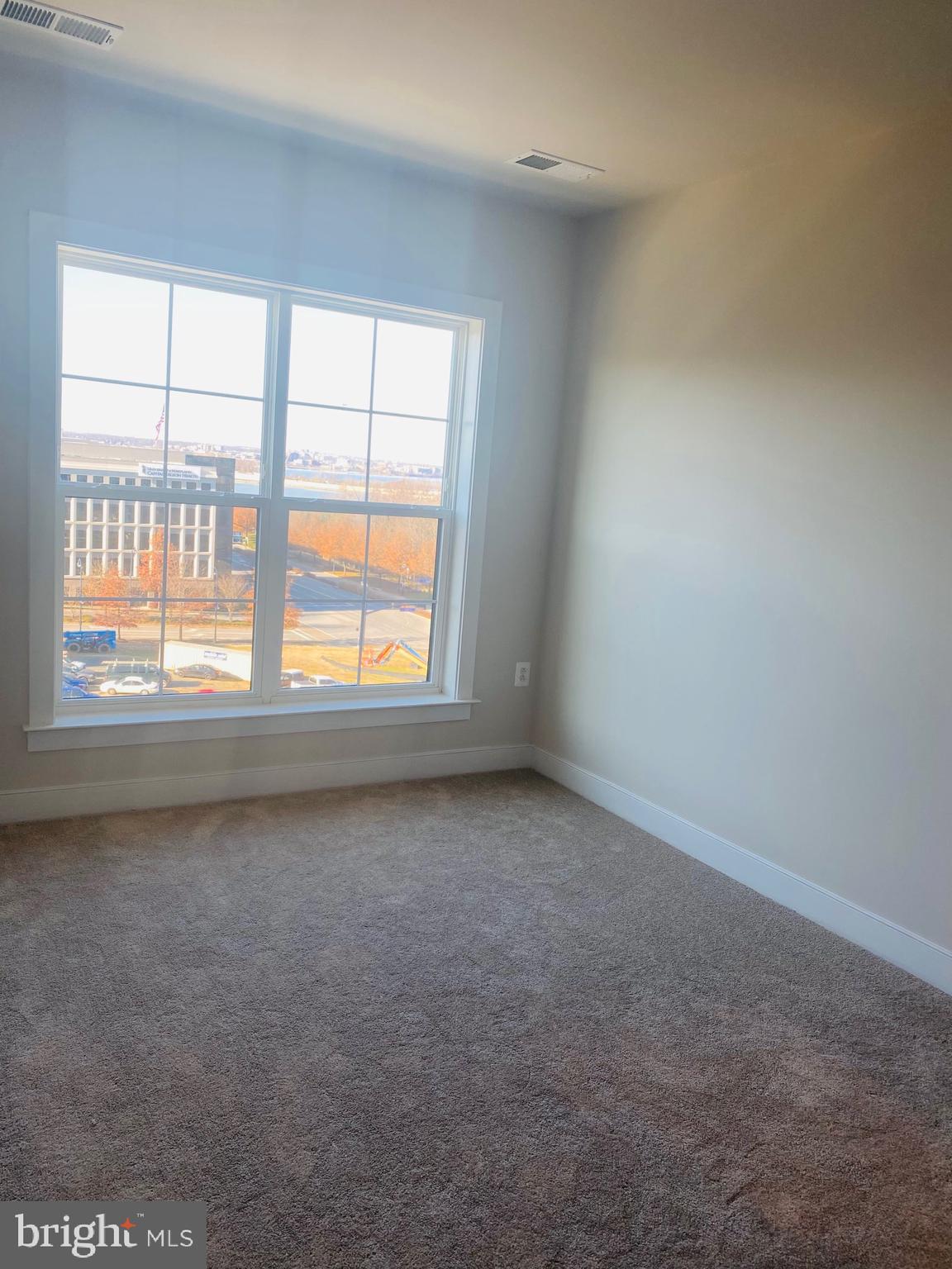NATIONAL HARBOR - Residential