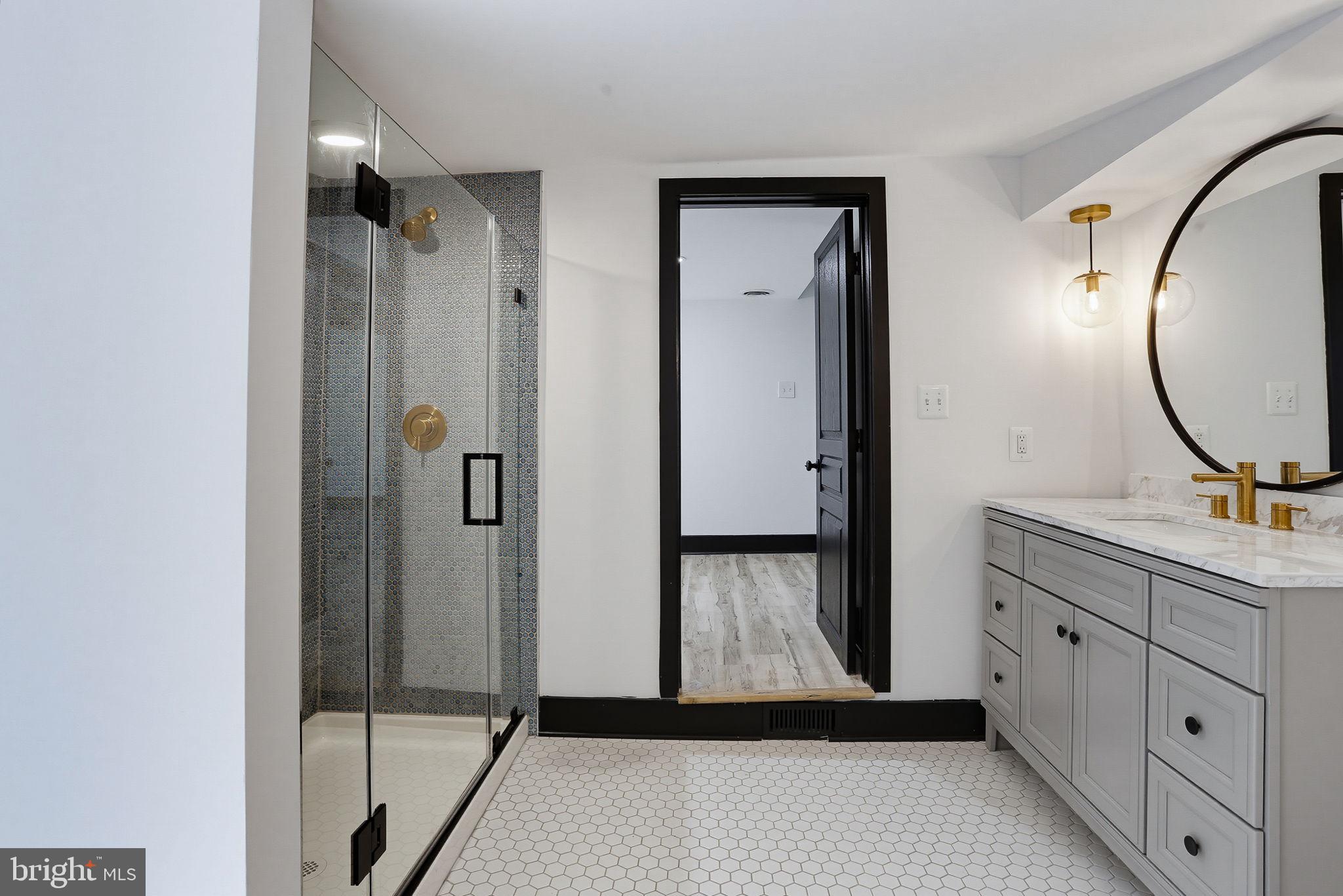 PERRYHALL - Residential