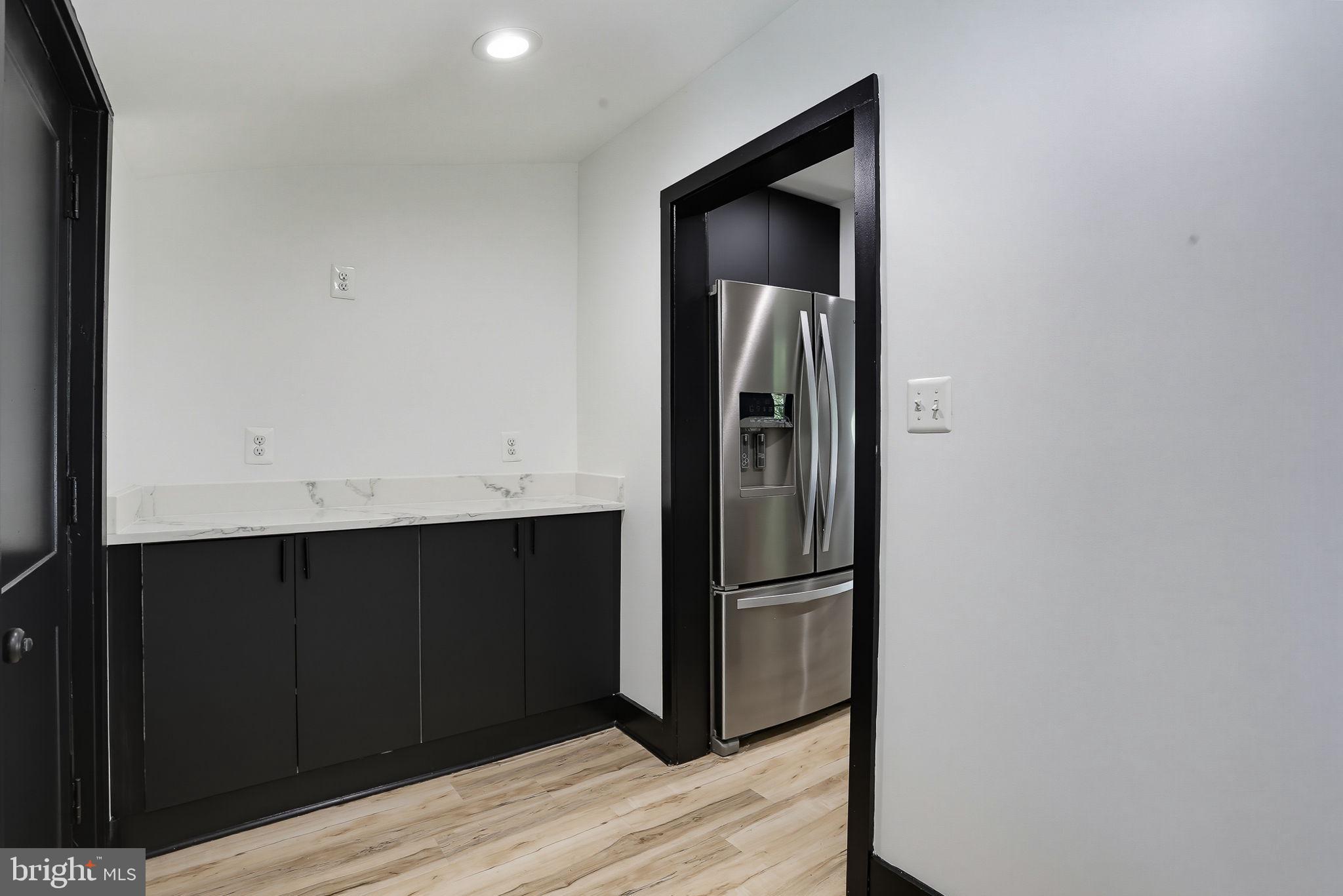 PERRYHALL - Residential